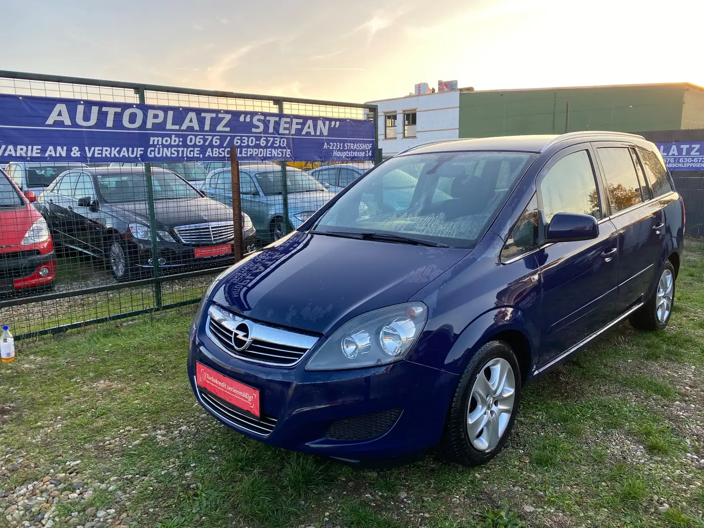 Opel Zafira Design Edition Blau - 2