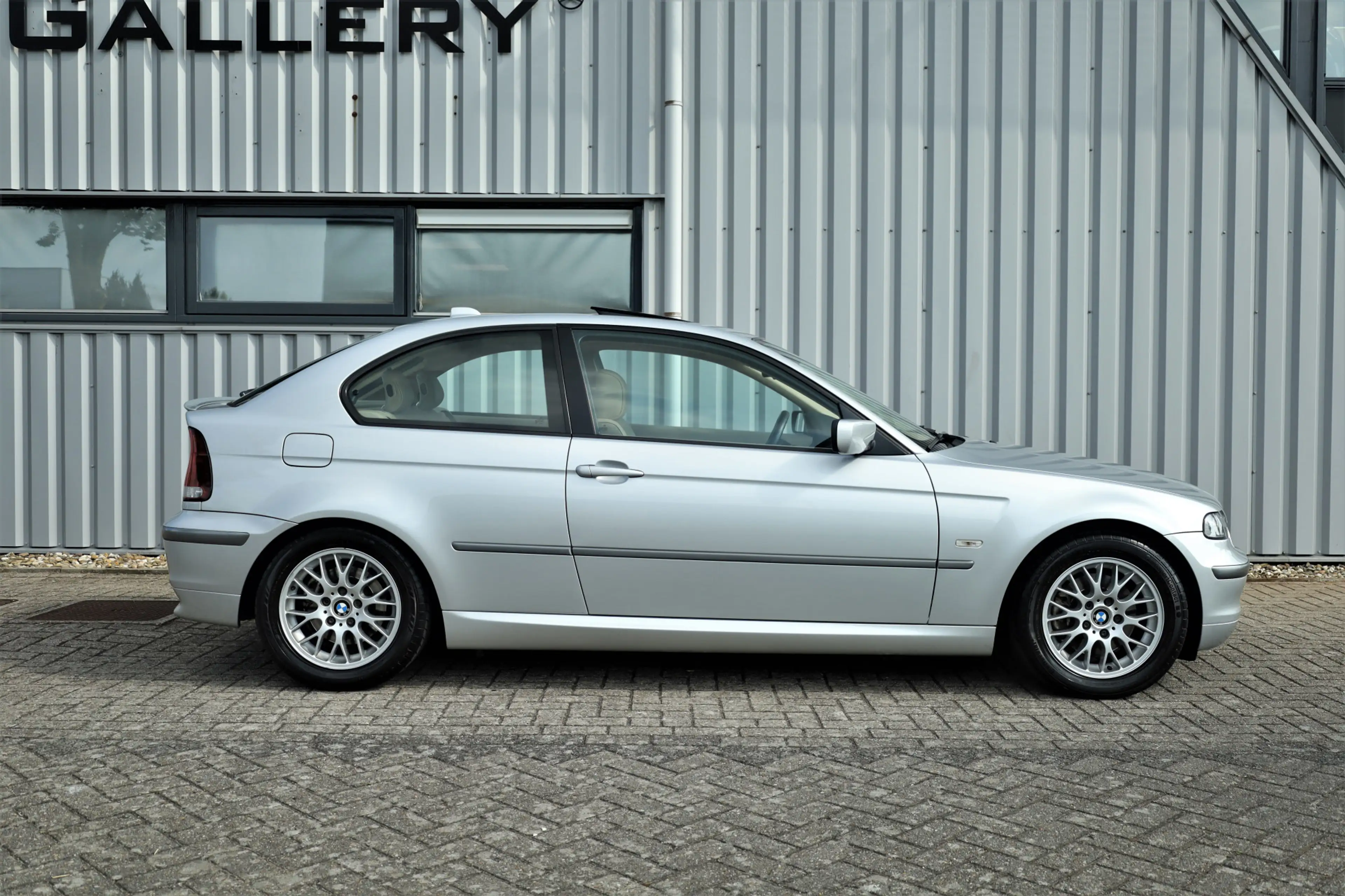 BMW 325 3-serie Compact 325ti Executive 71346km Youngtimer — photo 3