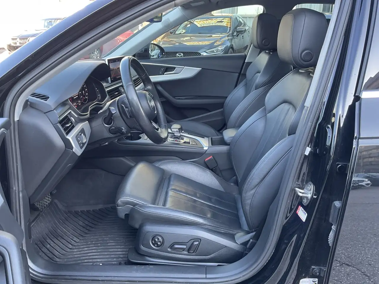 Audi A4 fotografie Audi A4