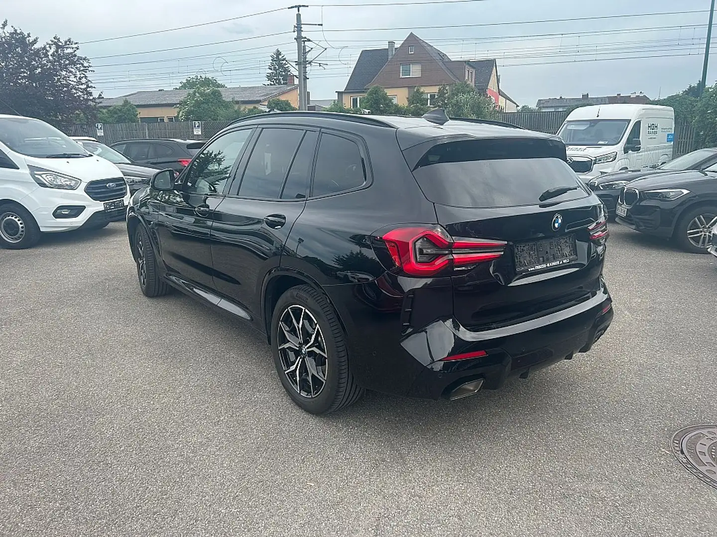 BMW X3 xDrive 20d 48V Aut. / M-Sport Schwarz - 2
