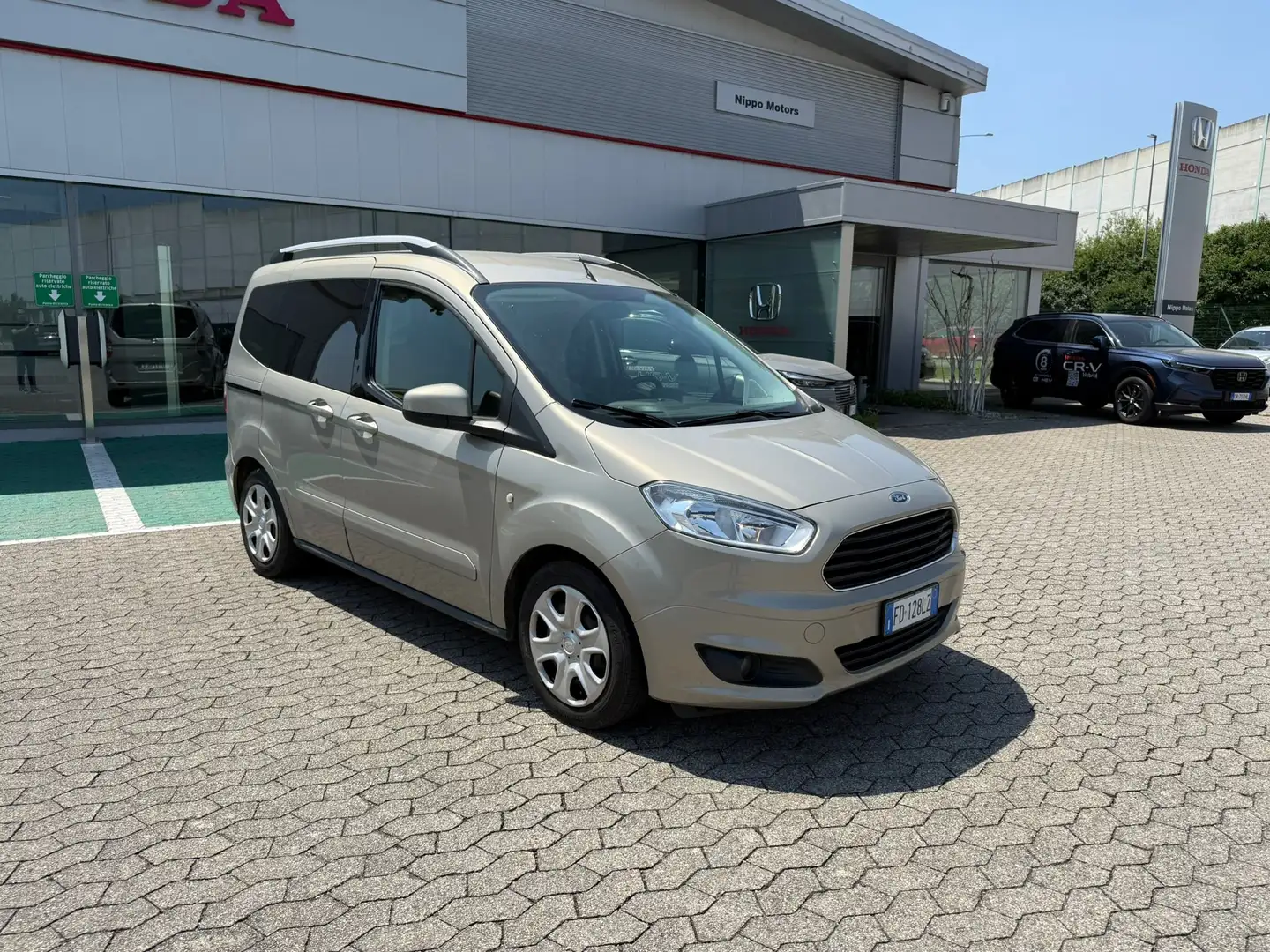 Ford Tourneo Courier TOURNEO COURIER ECOBOOST PLUS Grigio - 1