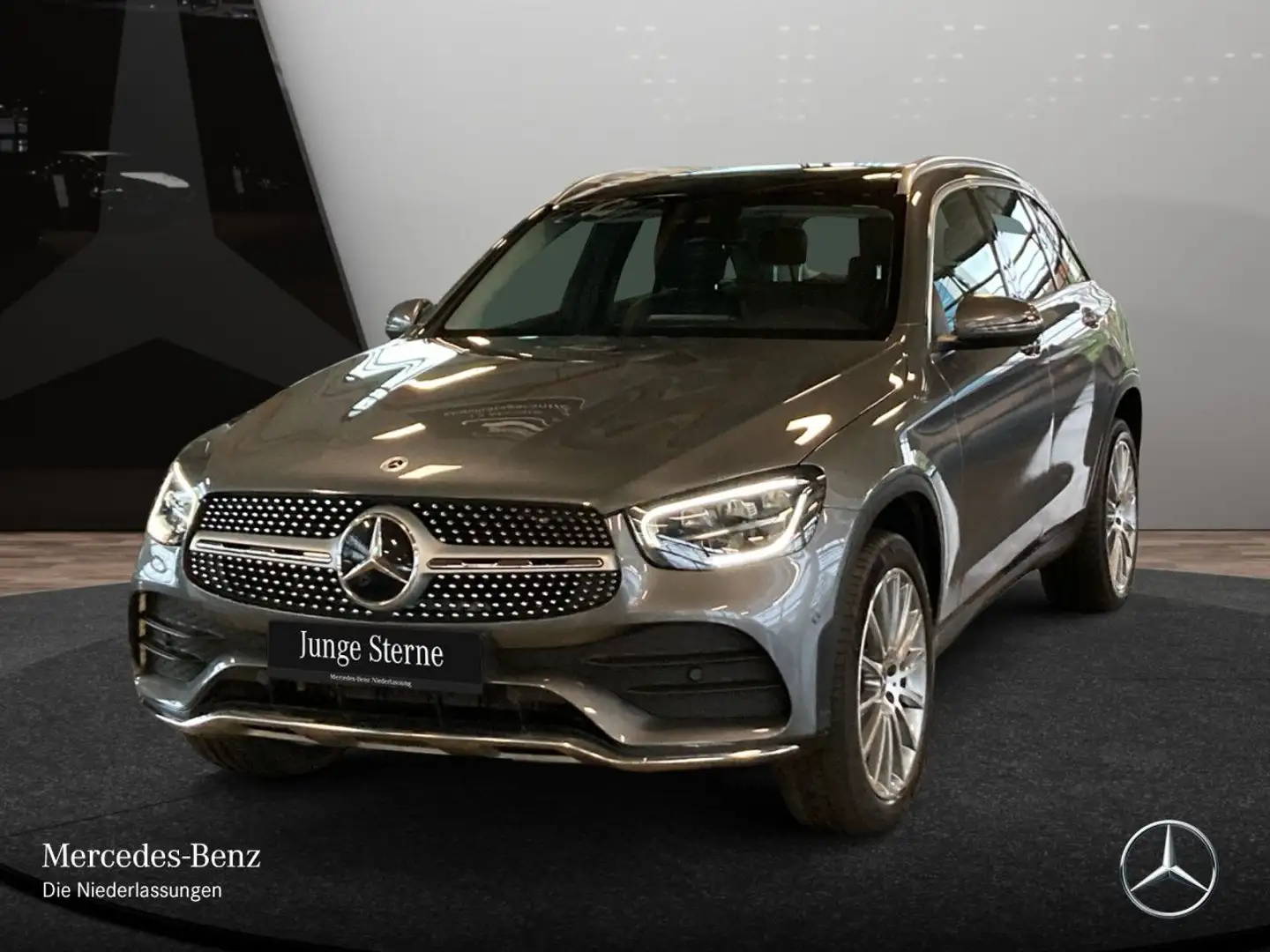 Mercedes-Benz GLC 300 de 4M AMG+PANO+AHK+LED+KAMERA+KEYLESS+9G Grau - 2