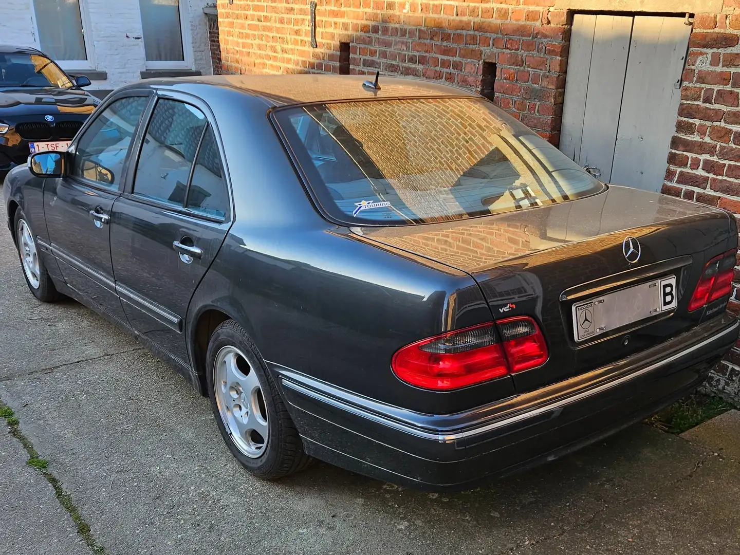 Mercedes-Benz E 240 Avantgarde Negro - 1