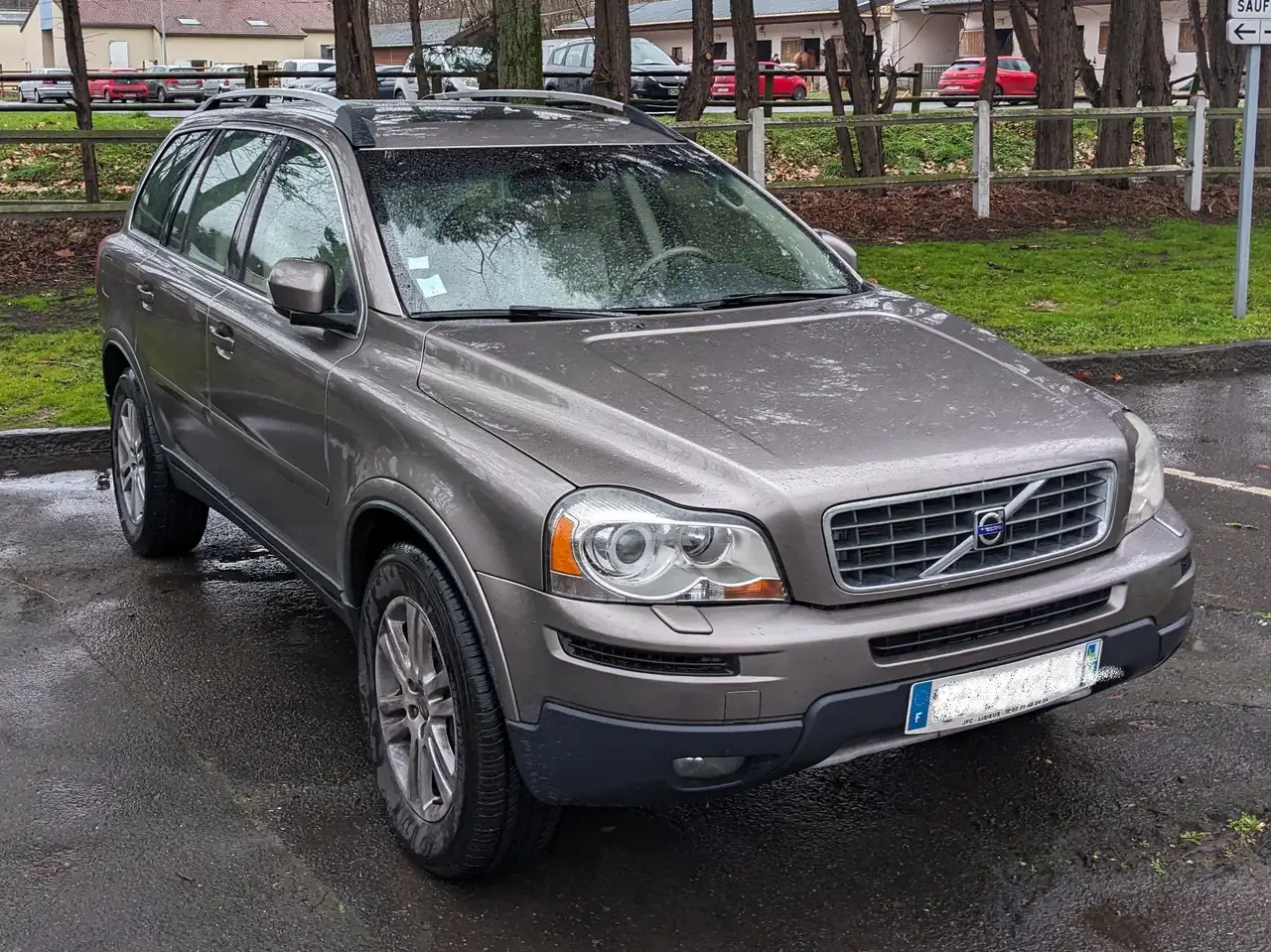Volvo XC90 D5 AWD 185 Xenium 7pl Geartronic A