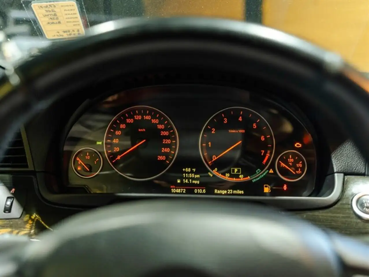 BMW 5 Series снимка BMW 5 Series