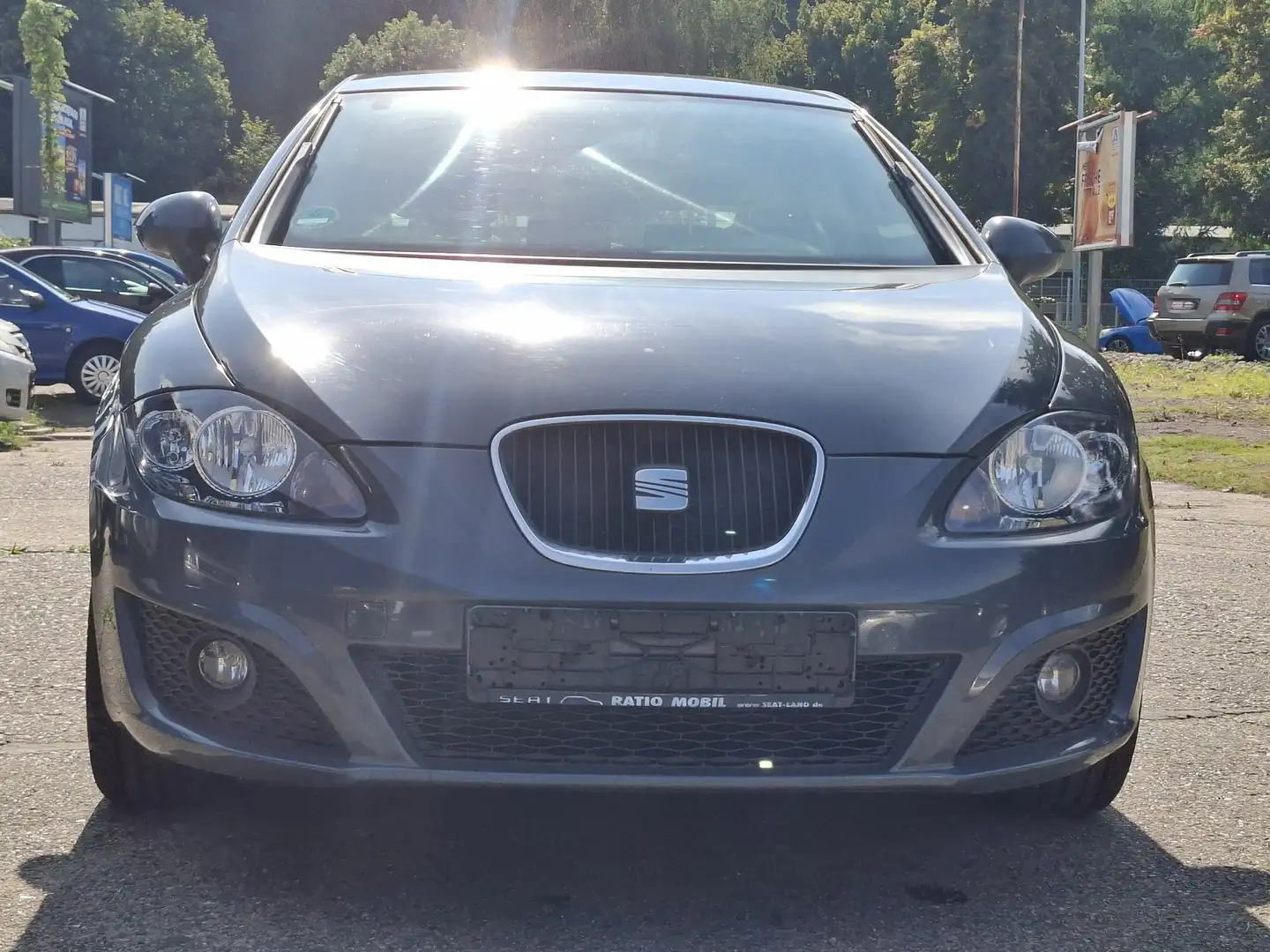 SEAT Leon Stylance / Style 1.4 TÜV 08.2026 Grau - 2