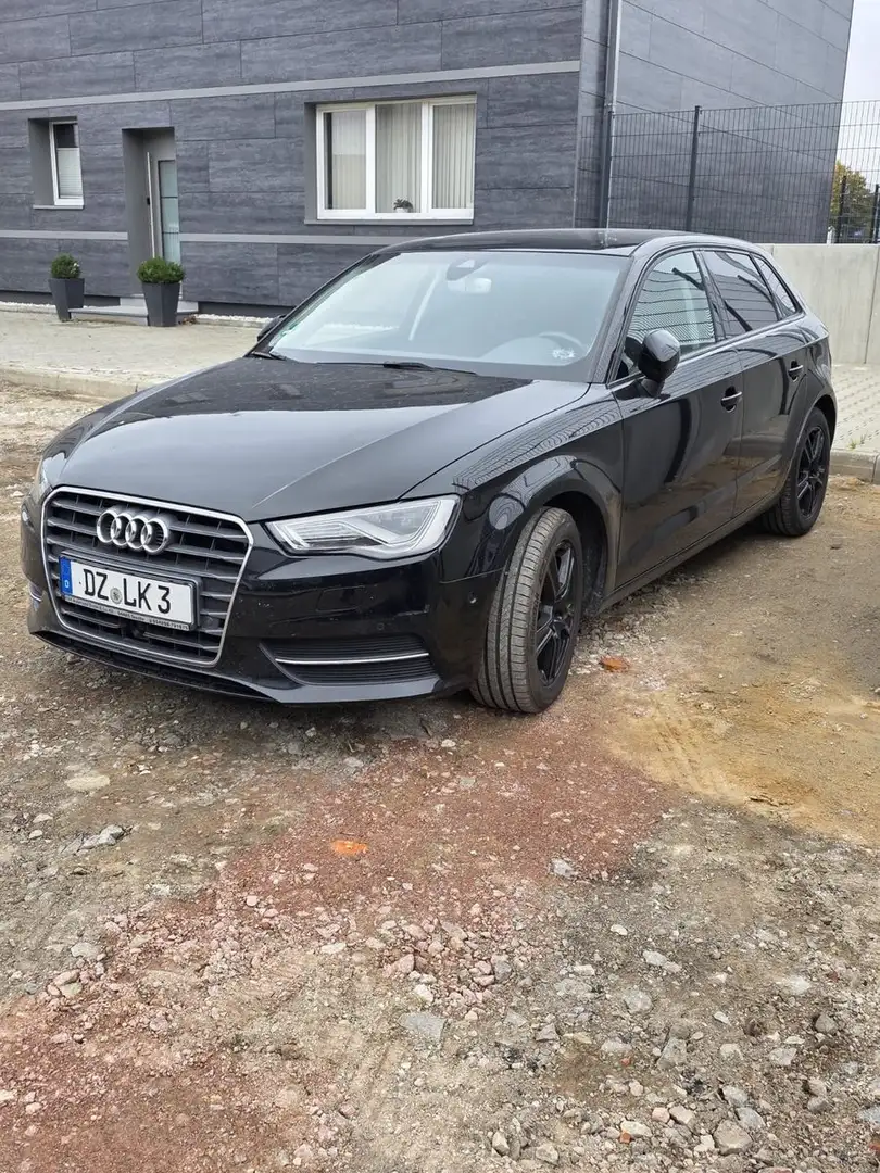 Audi A3 Sportback Ambiente B&O Pano Leder Schwarz - 2