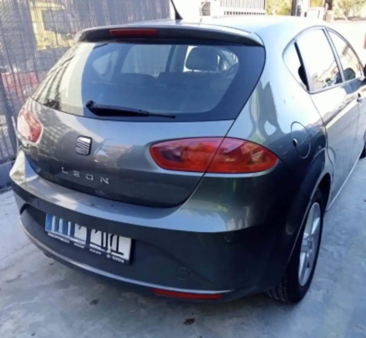 SEAT Leon León 1.6TDI CR S&S Reference 105 - 2