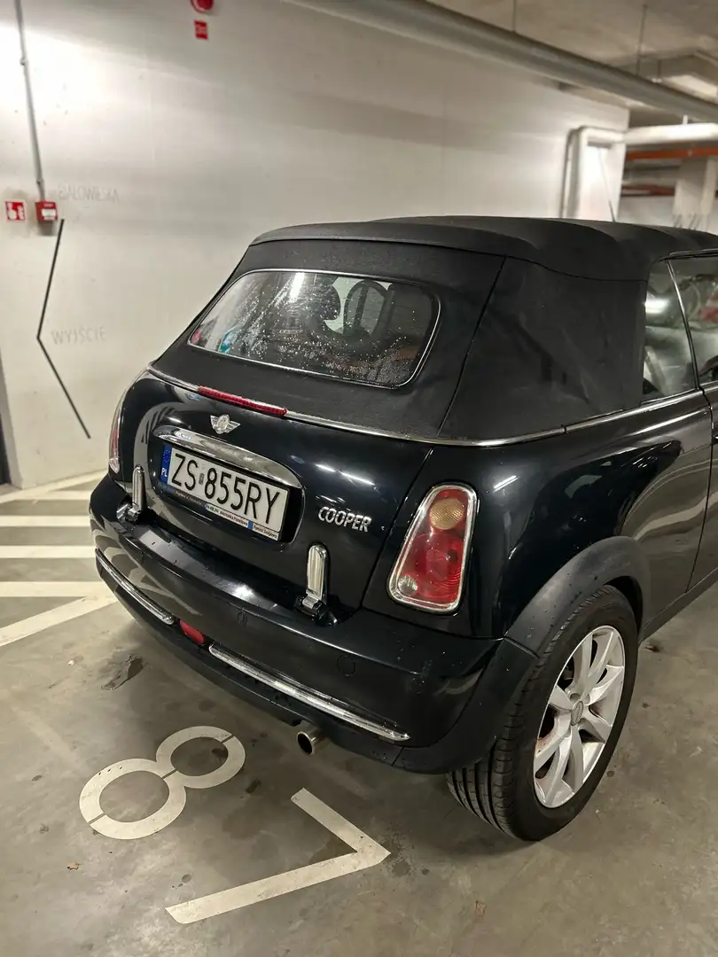 MINI Cooper Cabrio Sidewalk - 2