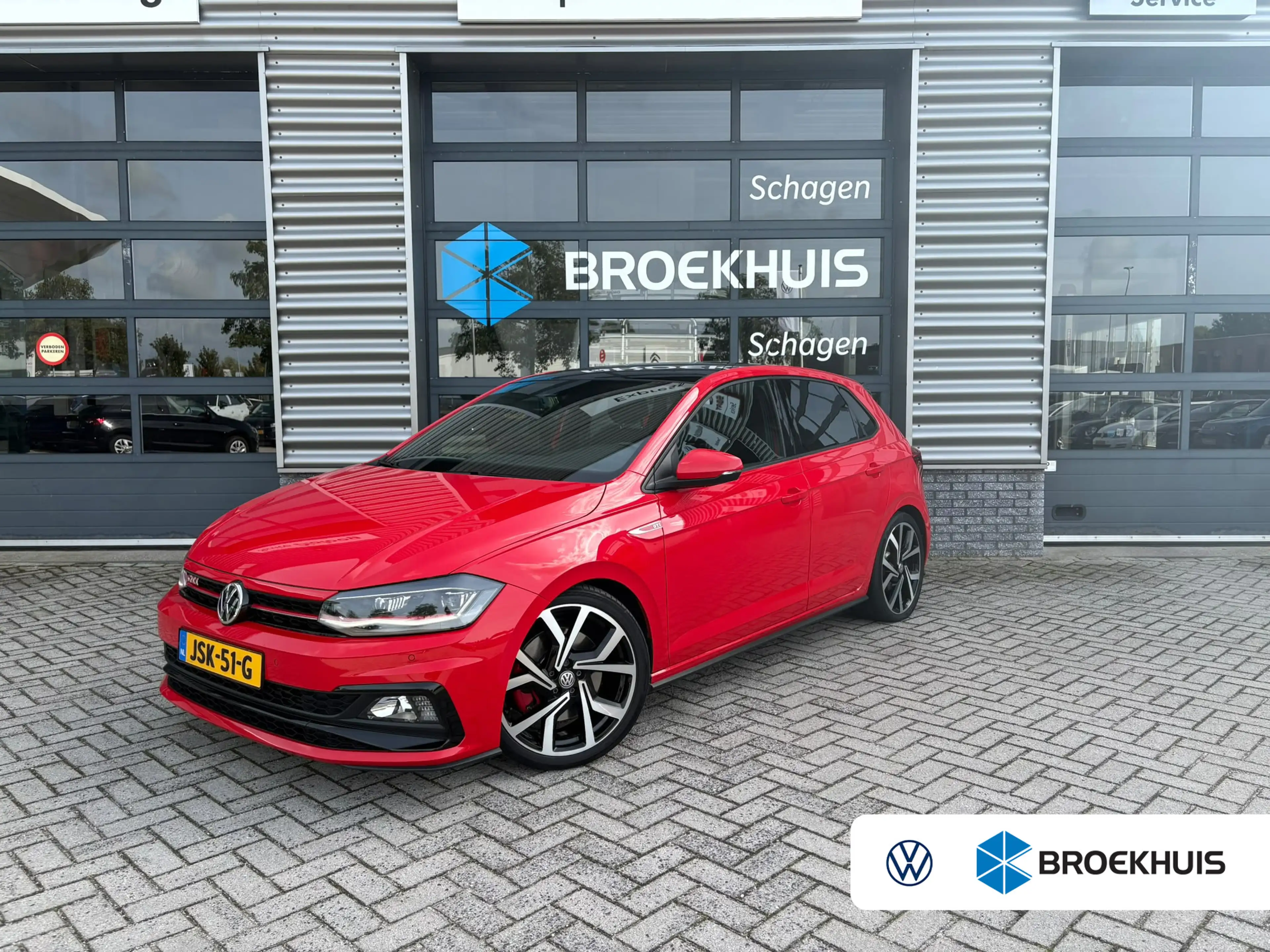 Volkswagen Polo GTI 2.0 TSI 200 pk 7-DSG | Achteruitrijcamera | Apple