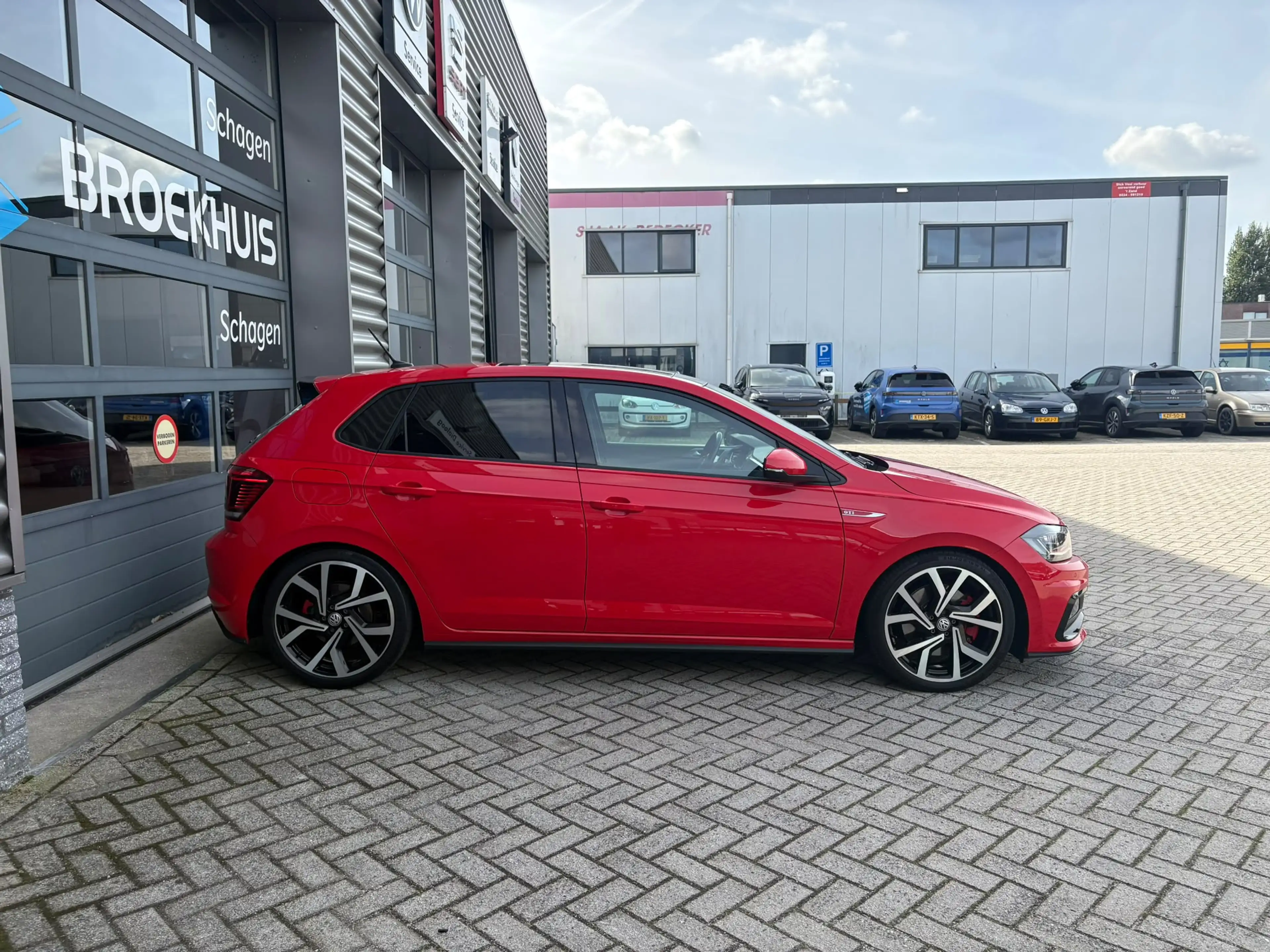 Volkswagen Polo GTI 2.0 TSI 200 pk 7-DSG | Achteruitrijcamera | Apple — photo 5