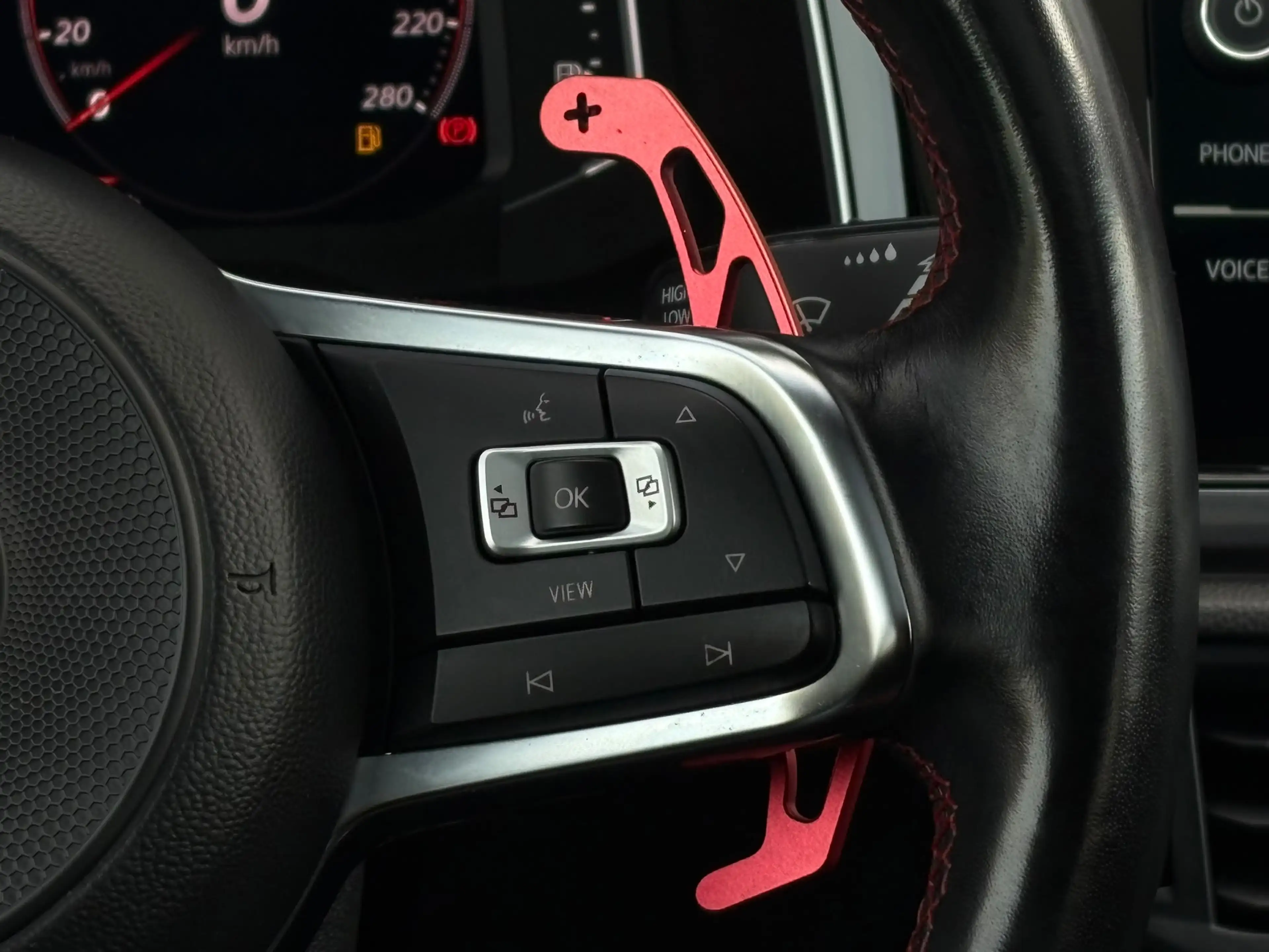 Volkswagen Polo GTI 2.0 TSI 200 pk 7-DSG | Achteruitrijcamera | Apple — photo 14