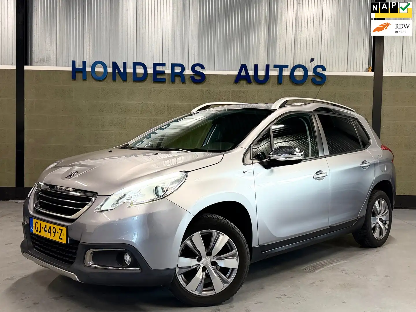 Peugeot 2008 1.2 PureTech Style I NEW DISTRIBUTIE I TREKHAAK I Grijs - 1