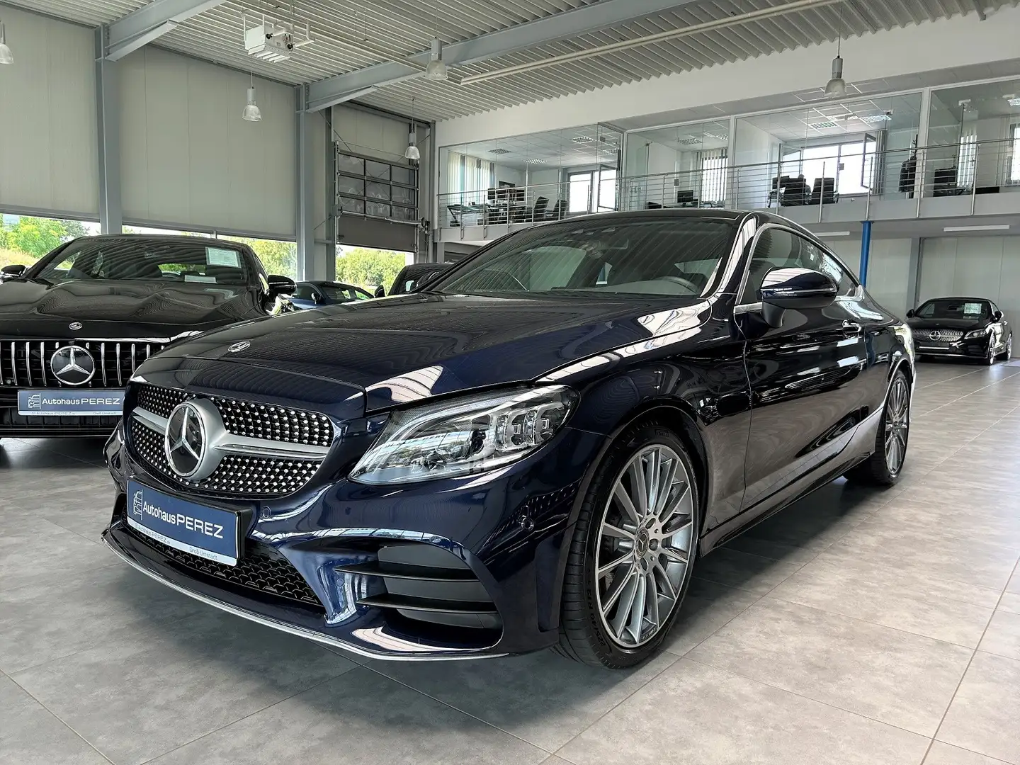 Mercedes-Benz C 300 Coupe AMG NP: 67.372 3x HIGH END-PANORAMA Bleu - 2