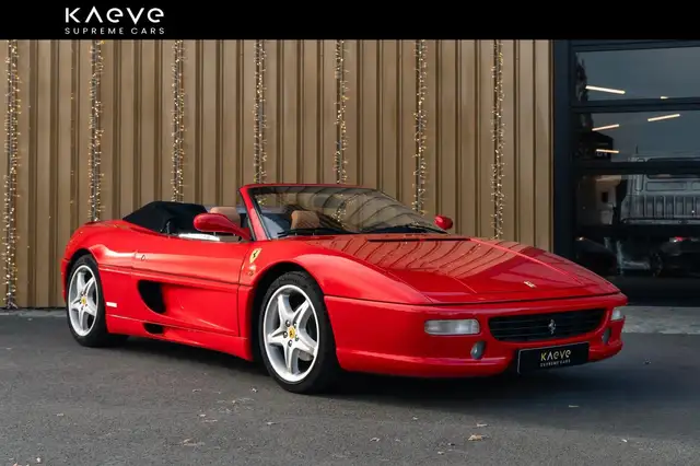 Ferrari F355 Spider | lees beschrijving