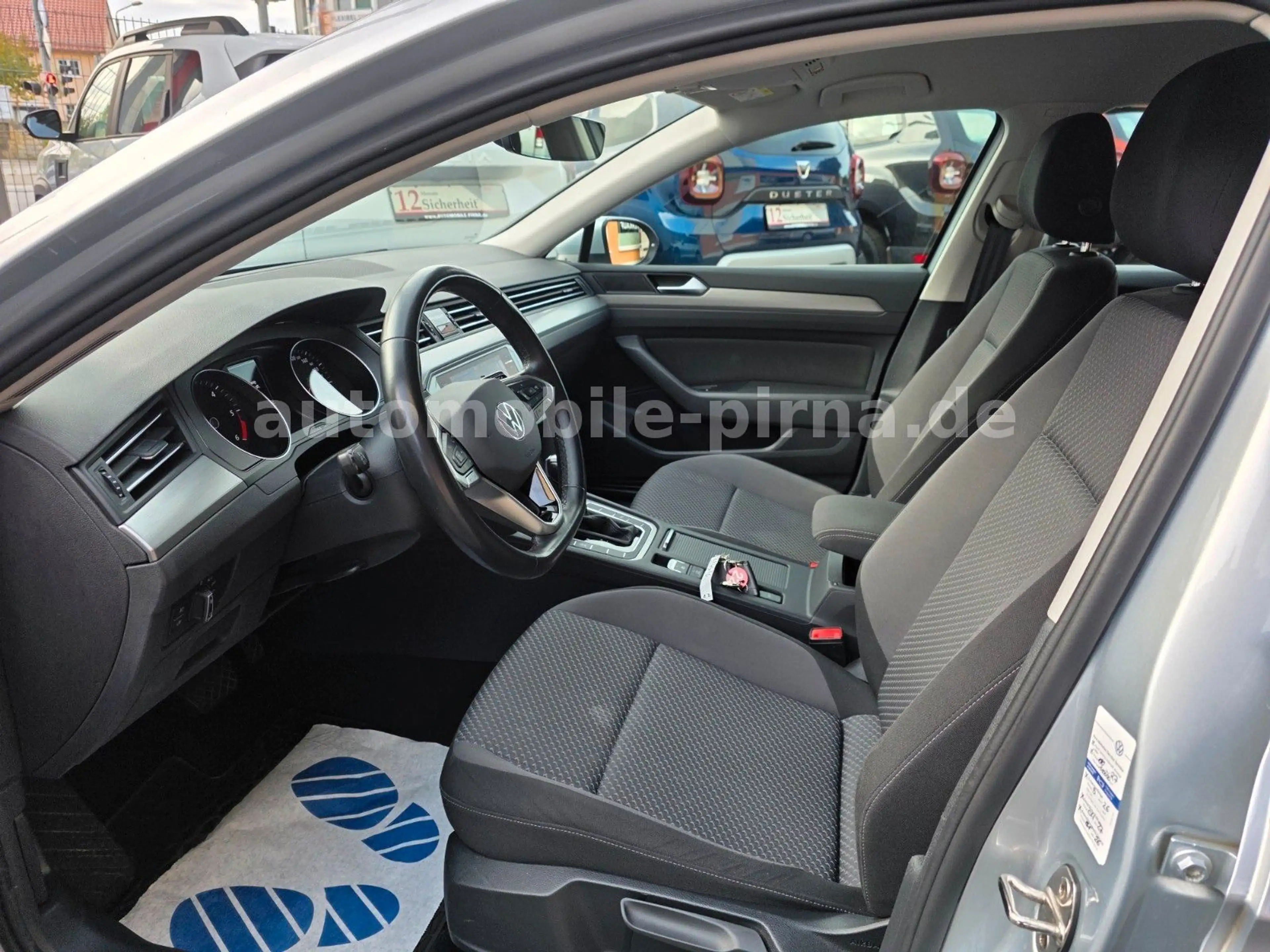 Volkswagen Passat Variant 2.0TDI SCR DSG-Aut. +NAVI/CAM/LED — photo 9