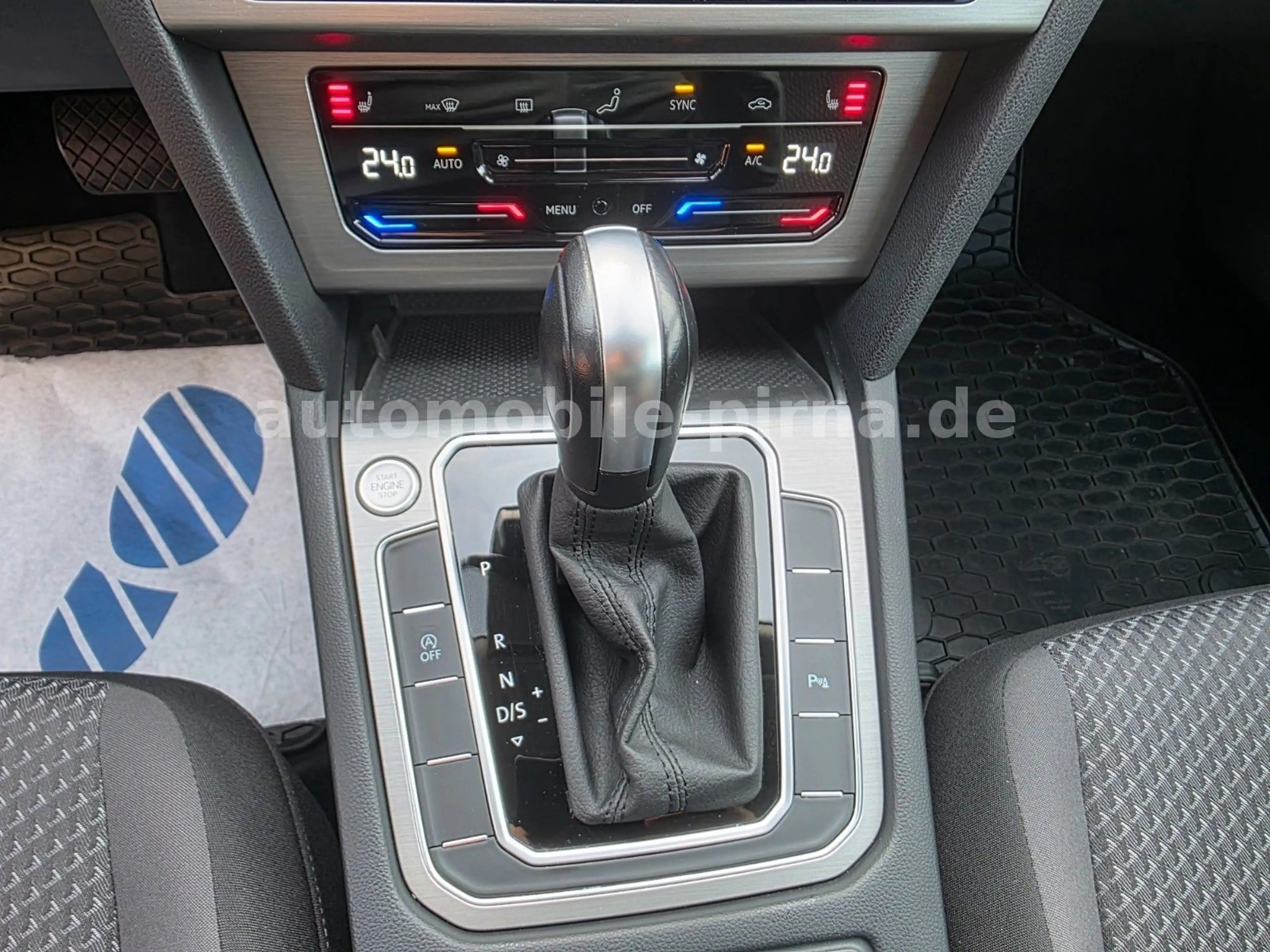 Volkswagen Passat Variant 2.0TDI SCR DSG-Aut. +NAVI/CAM/LED — photo 12