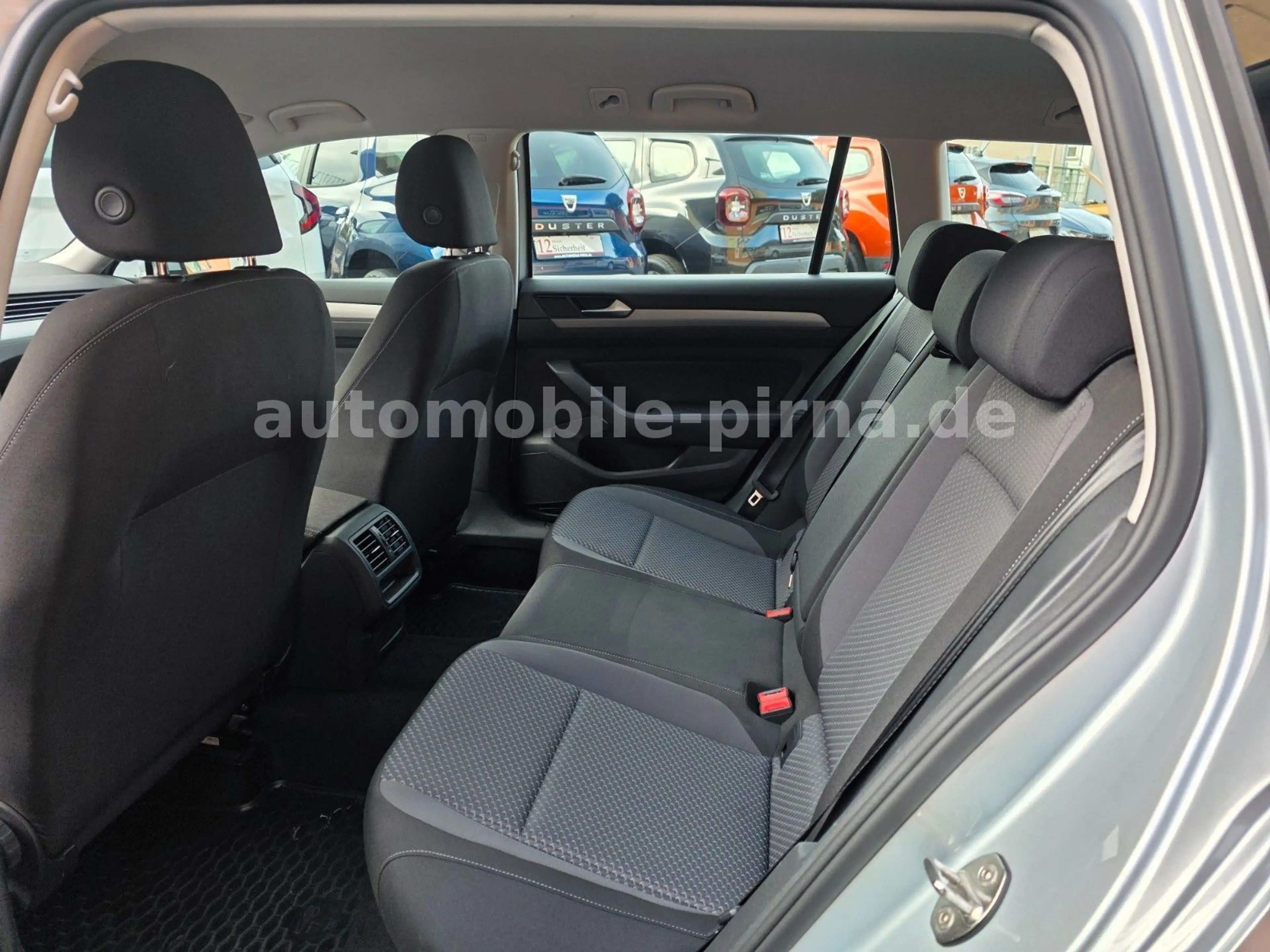 Volkswagen Passat Variant 2.0TDI SCR DSG-Aut. +NAVI/CAM/LED — photo 10