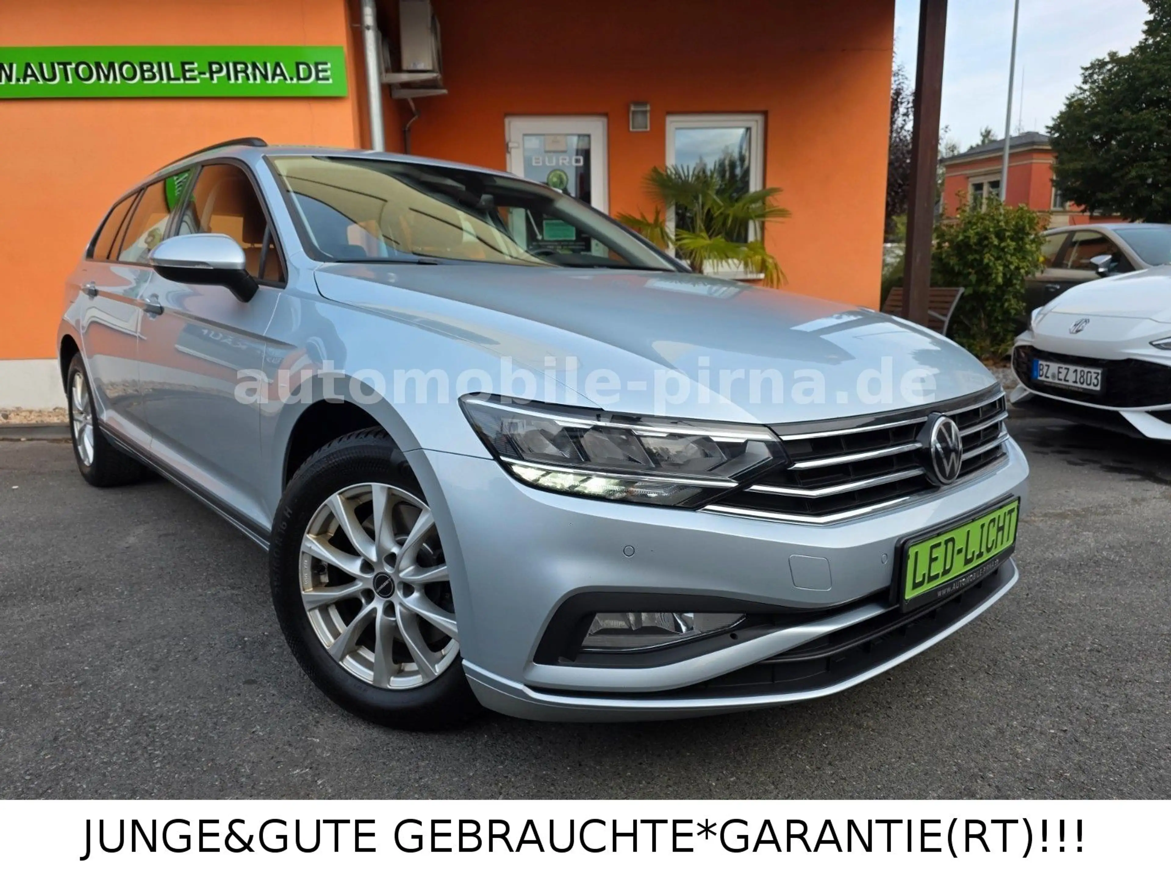 Volkswagen Passat Variant 2.0TDI SCR DSG-Aut. +NAVI/CAM/LED