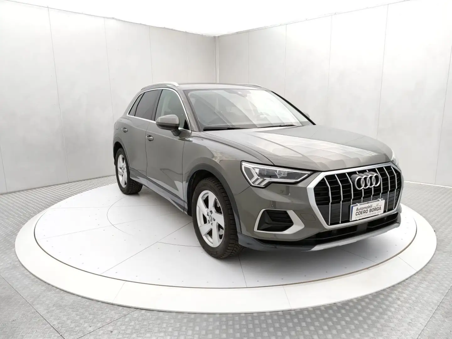 Audi Q3 Q3 35 TFSI S tronic Business Advanced - 1