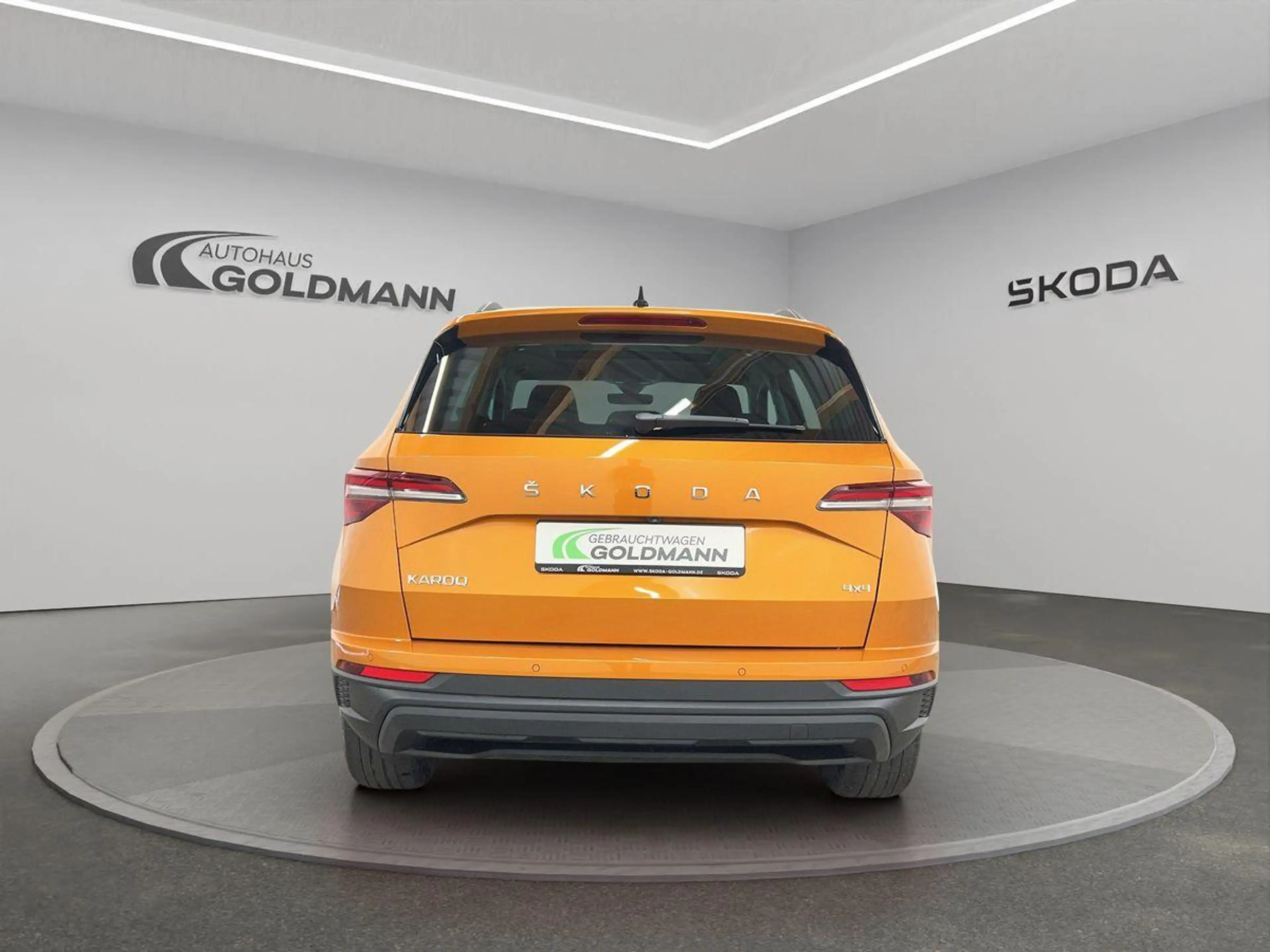 Skoda Karoq Tour 2,0 TDI 110 kW 7-Gang DSG 4x4 mit Bas — photo 4