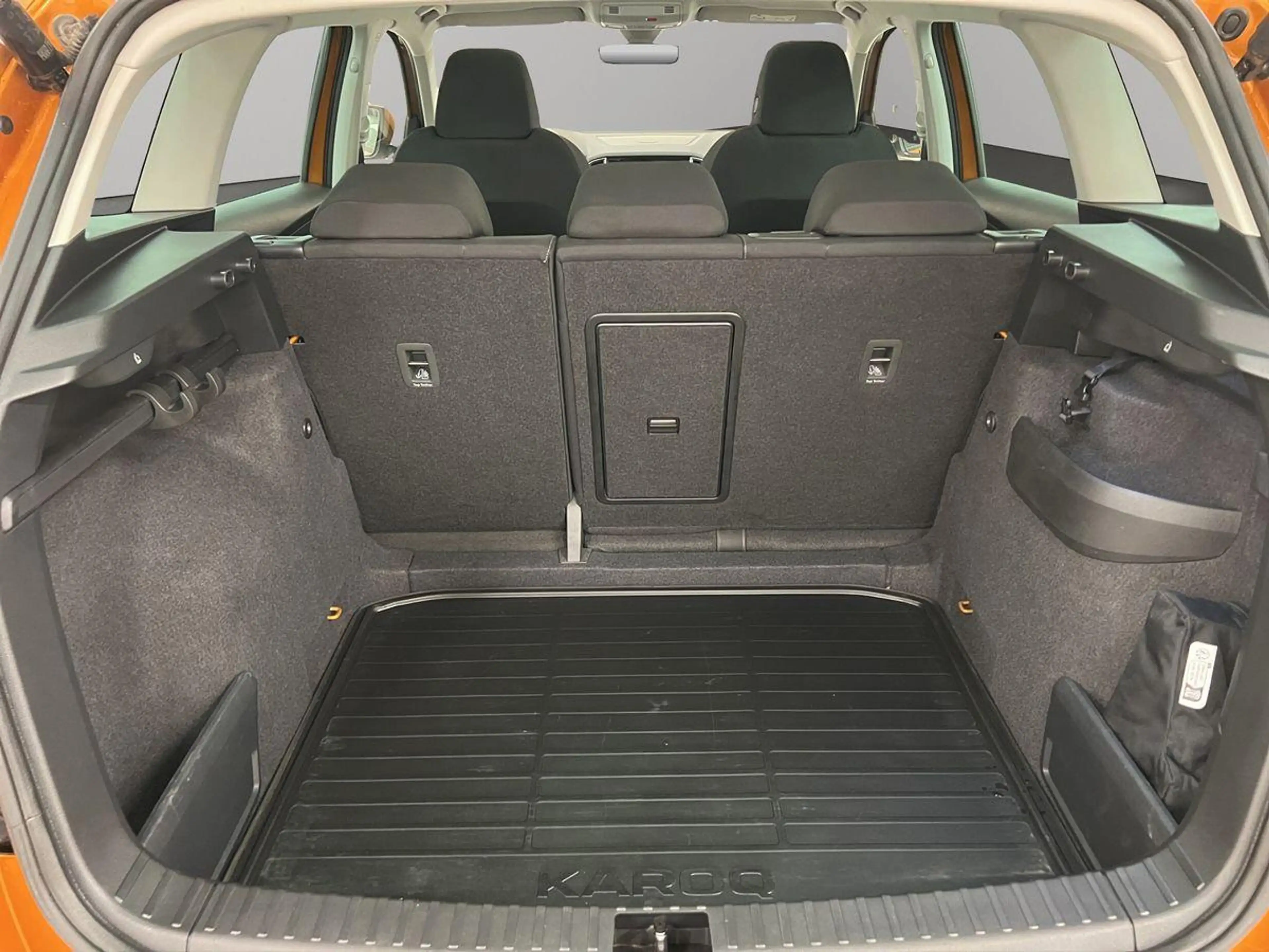 Skoda Karoq Tour 2,0 TDI 110 kW 7-Gang DSG 4x4 mit Bas — photo 14