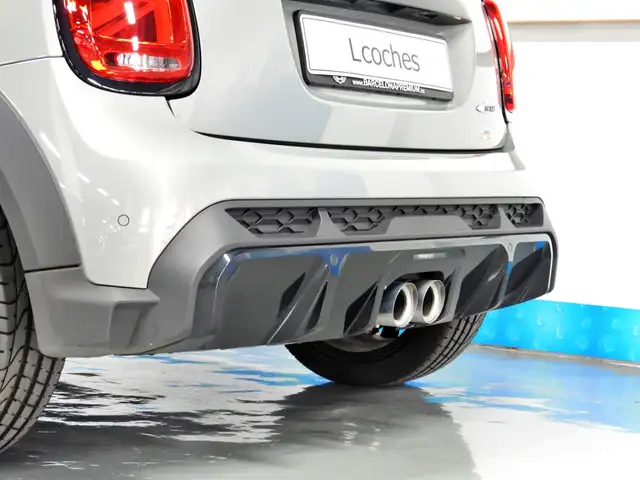 Mini Hatch view 8