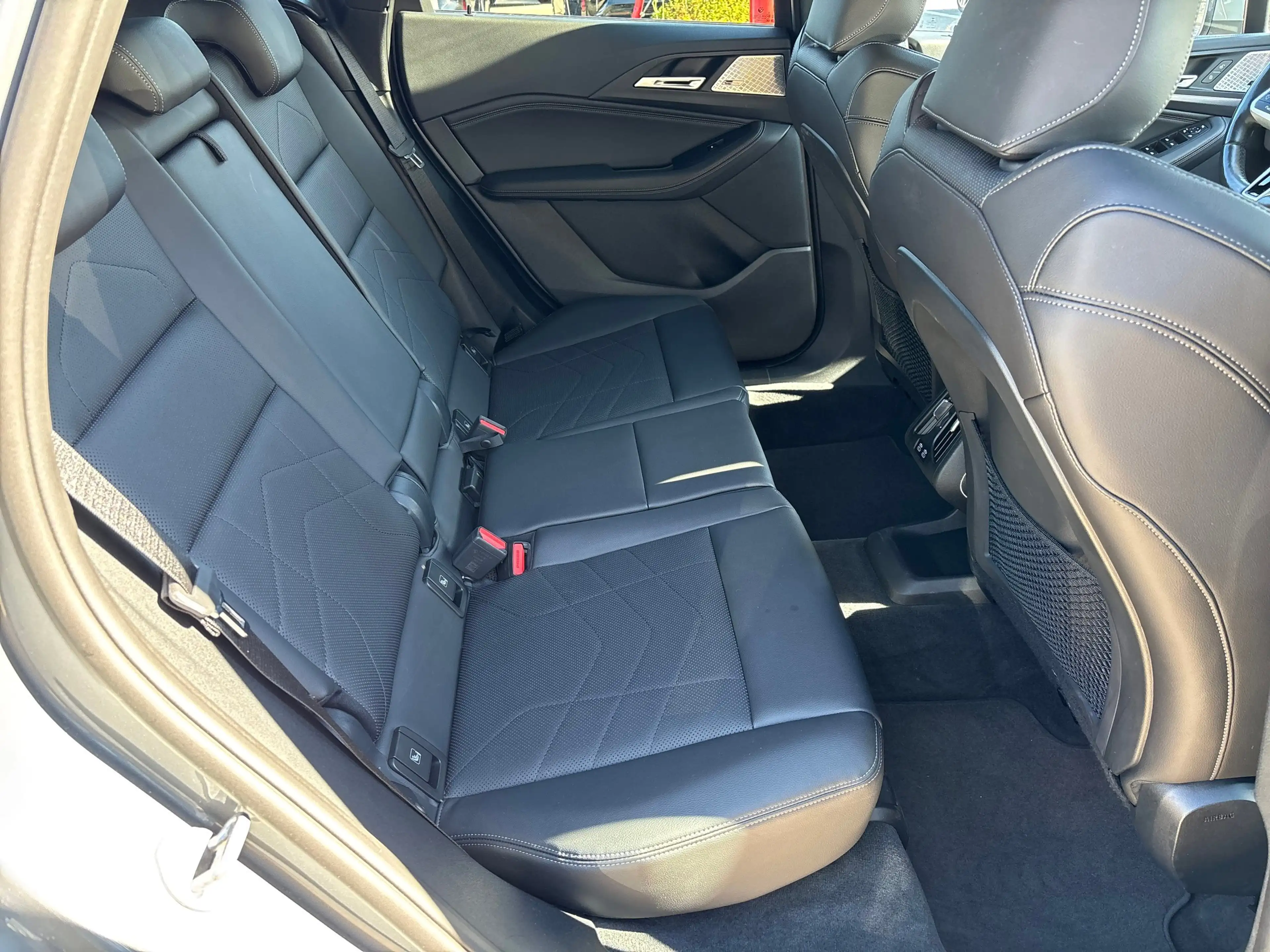 BMW 223 i Active Tourer M Sportpaket Head-Up HK HiFi — photo 8