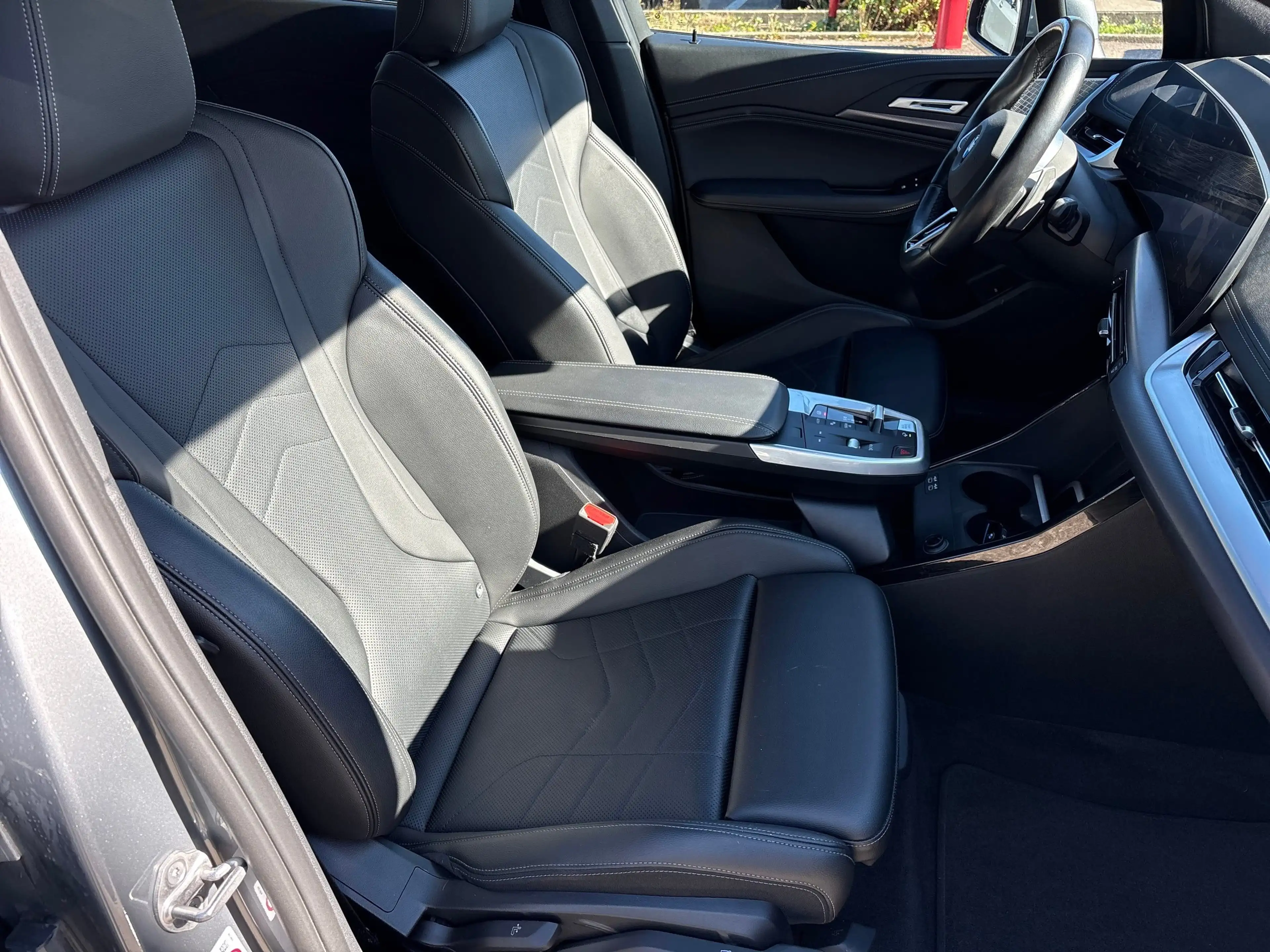 BMW 223 i Active Tourer M Sportpaket Head-Up HK HiFi — photo 9