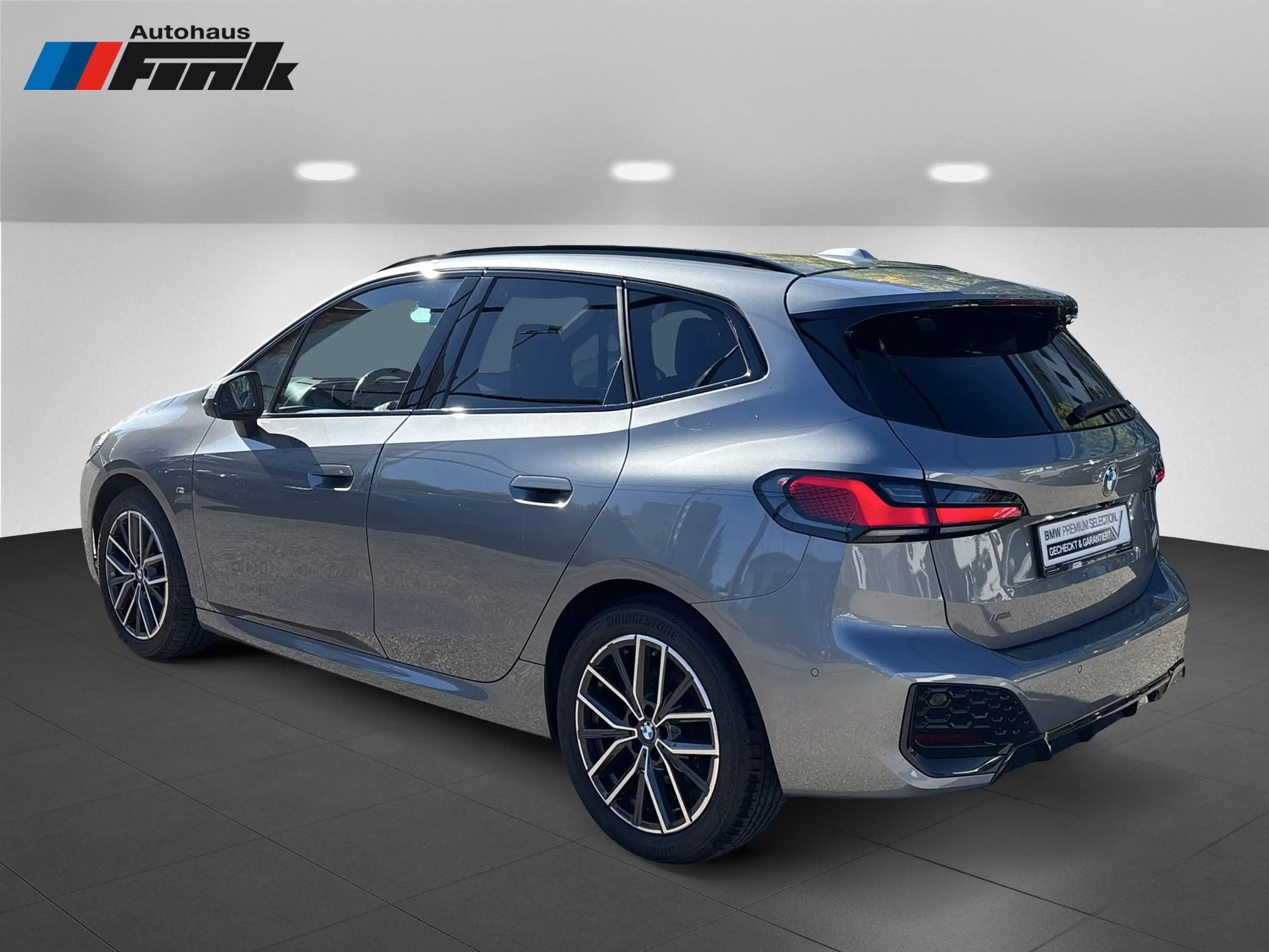 BMW 223 i Active Tourer M Sportpaket Head-Up HK HiFi — photo 4