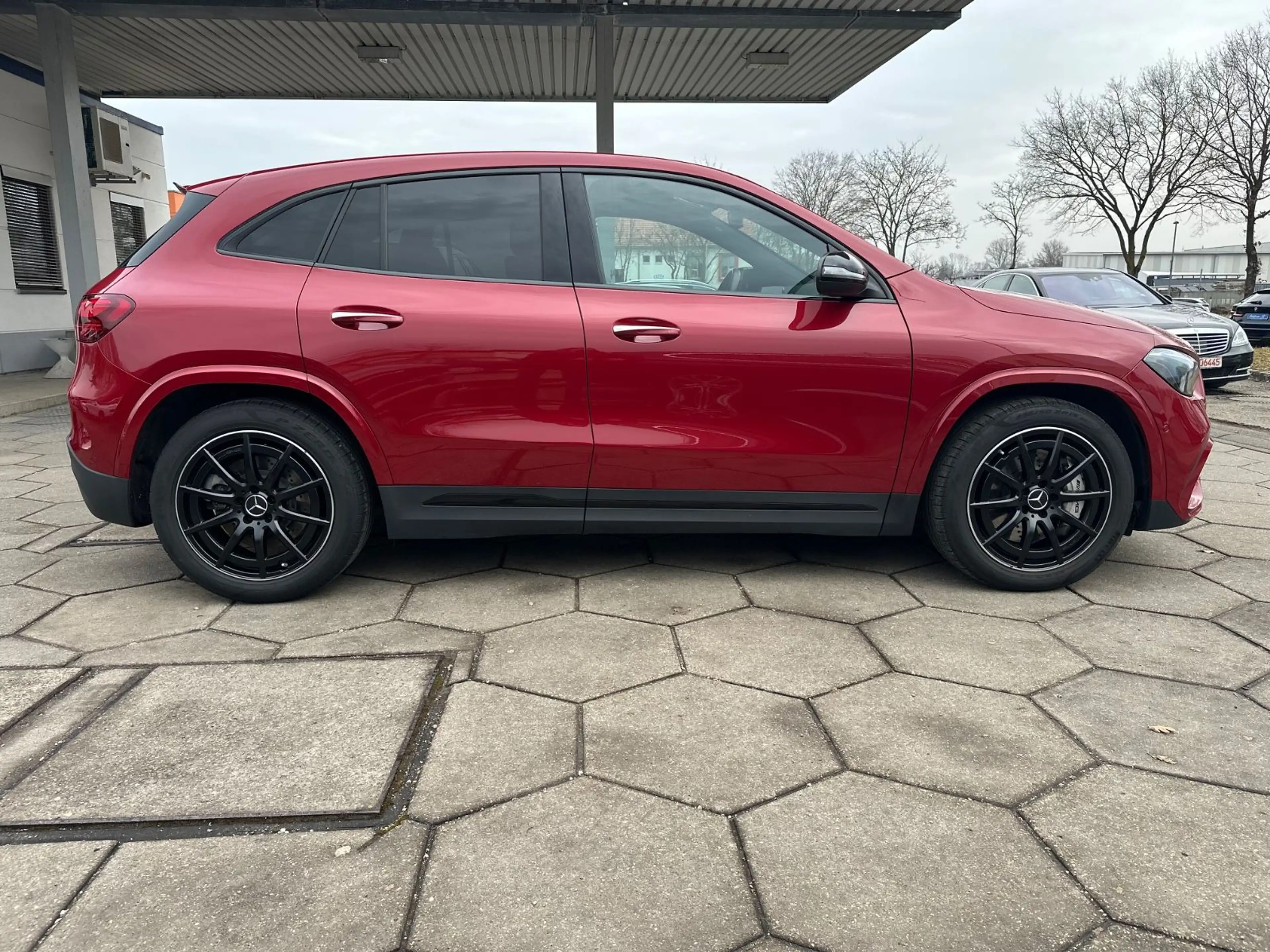 Mercedes-Benz GLA 35 AMG 4Matic Leder RFK Lenkradheizung — photo 5