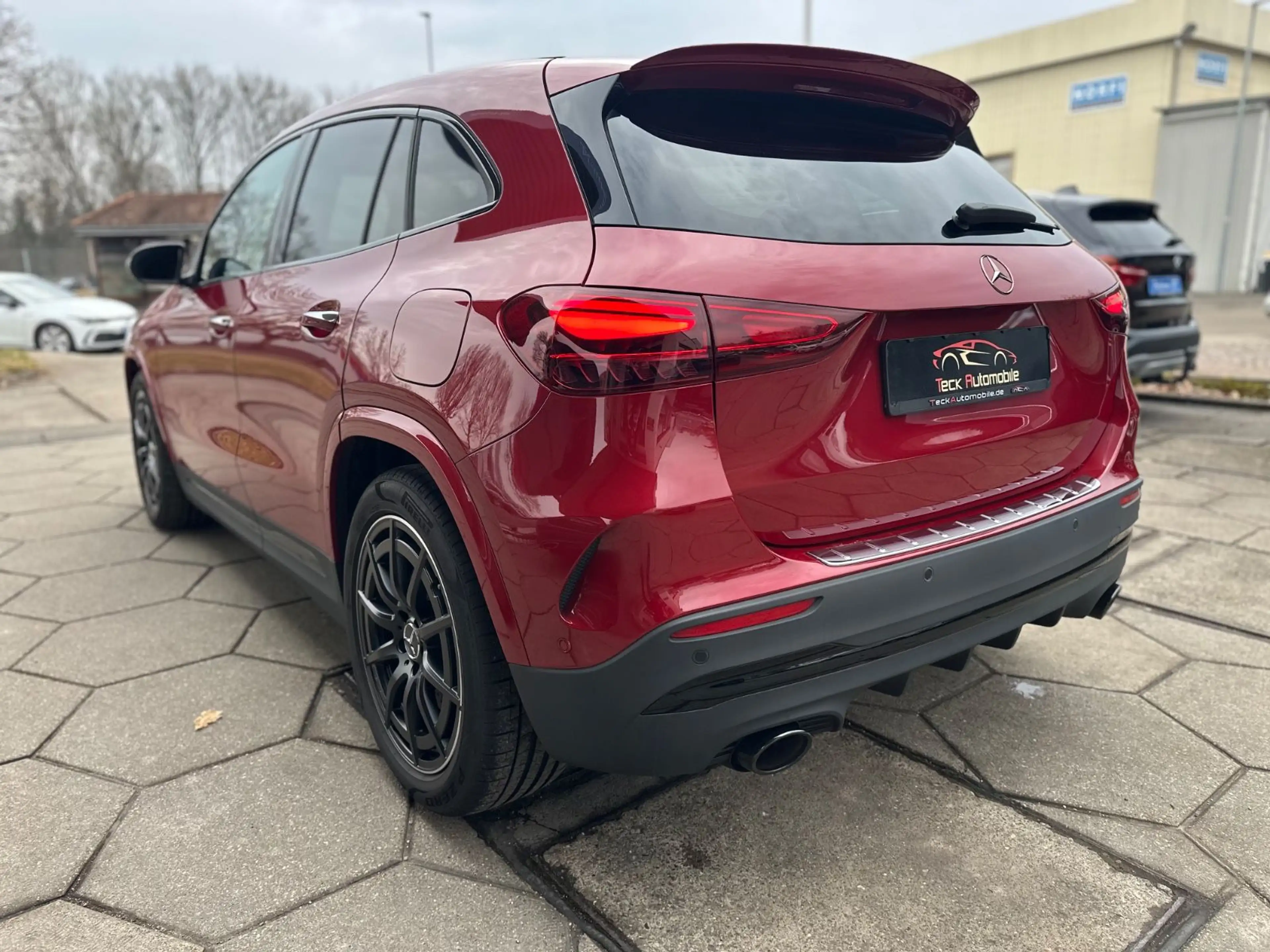 Mercedes-Benz GLA 35 AMG 4Matic Leder RFK Lenkradheizung — photo 8