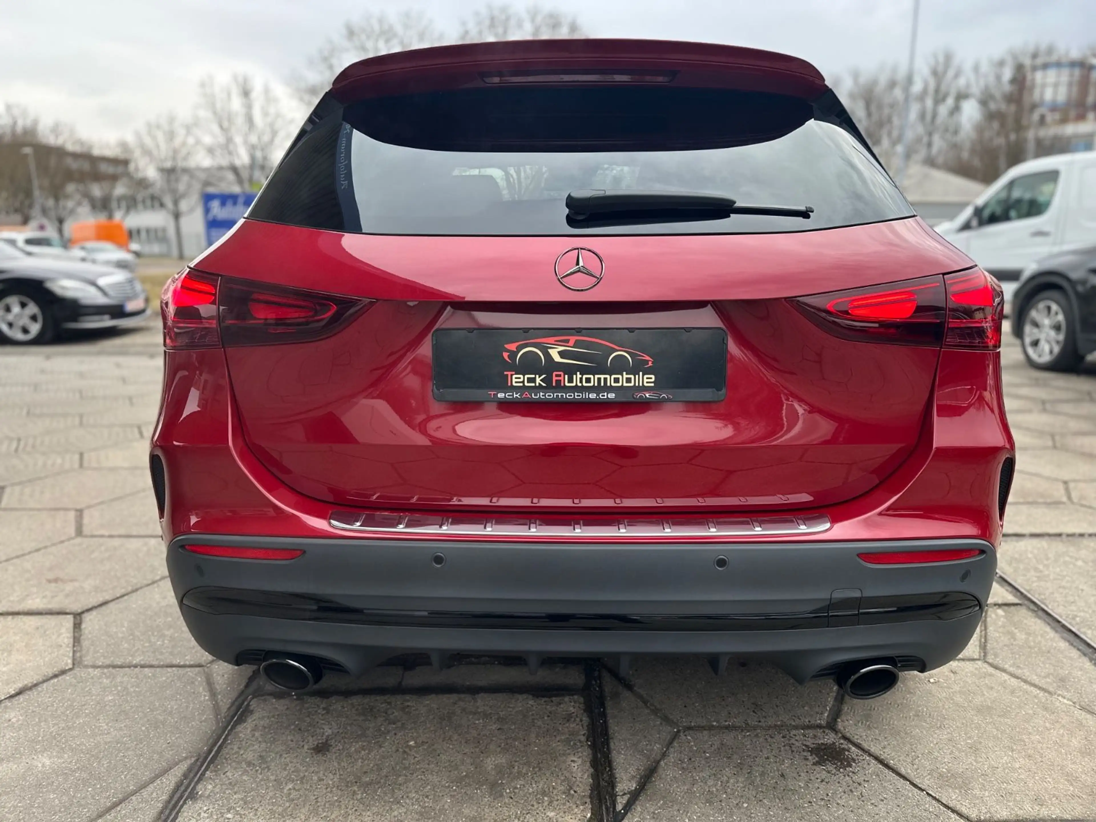 Mercedes-Benz GLA 35 AMG 4Matic Leder RFK Lenkradheizung — photo 7