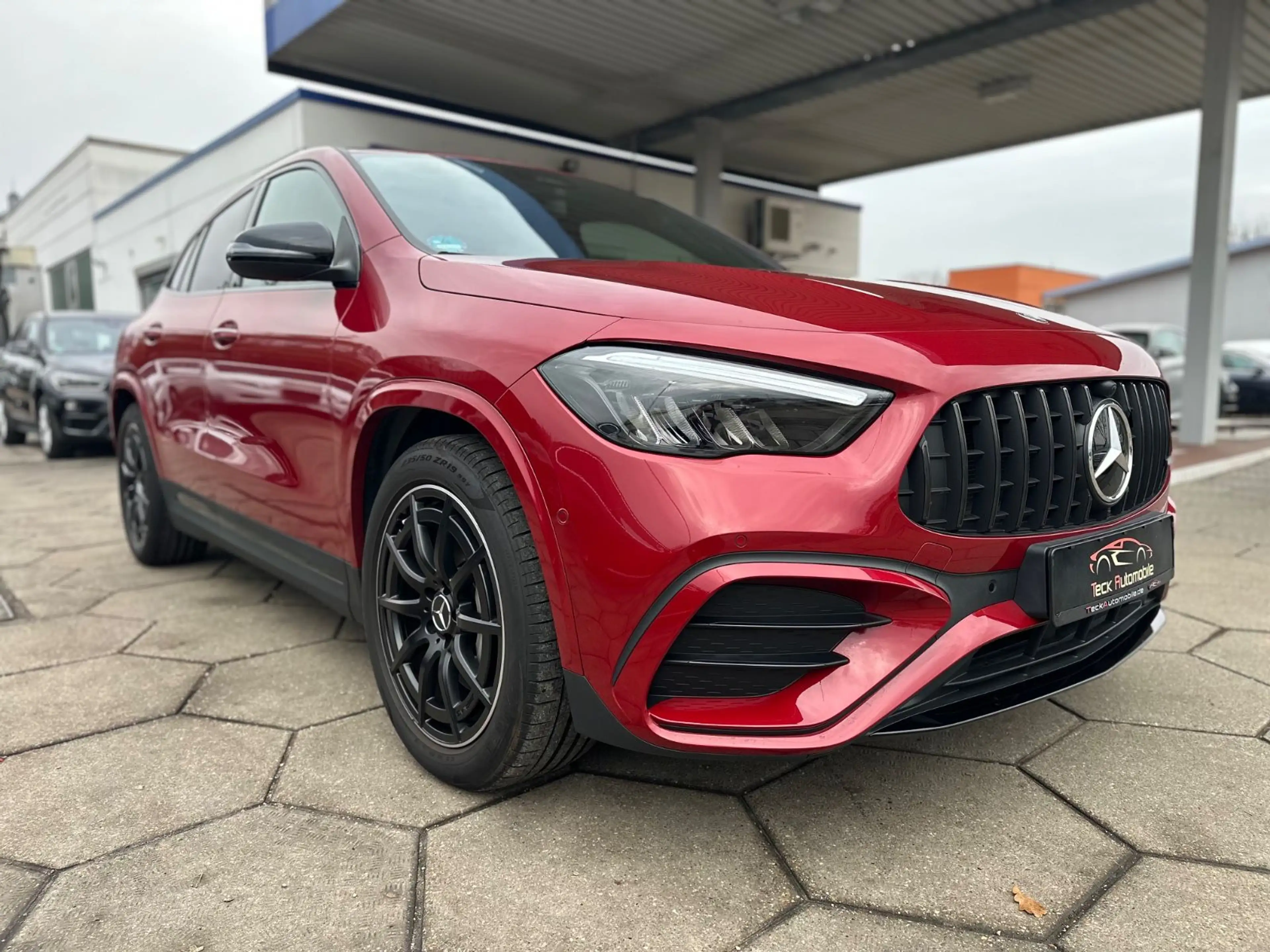 Mercedes-Benz GLA 35 AMG 4Matic Leder RFK Lenkradheizung — photo 4