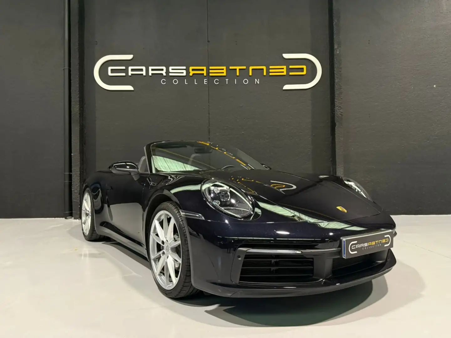 Porsche 992 Carrera 4 Coupé PDK Noir - 1
