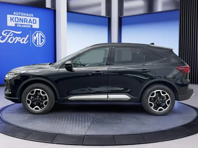 Ford Kuga view 3