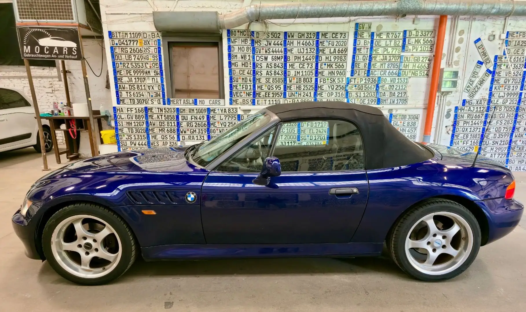 BMW Z3 *NUR 91.000 km* Top Zustand* Blau - 2