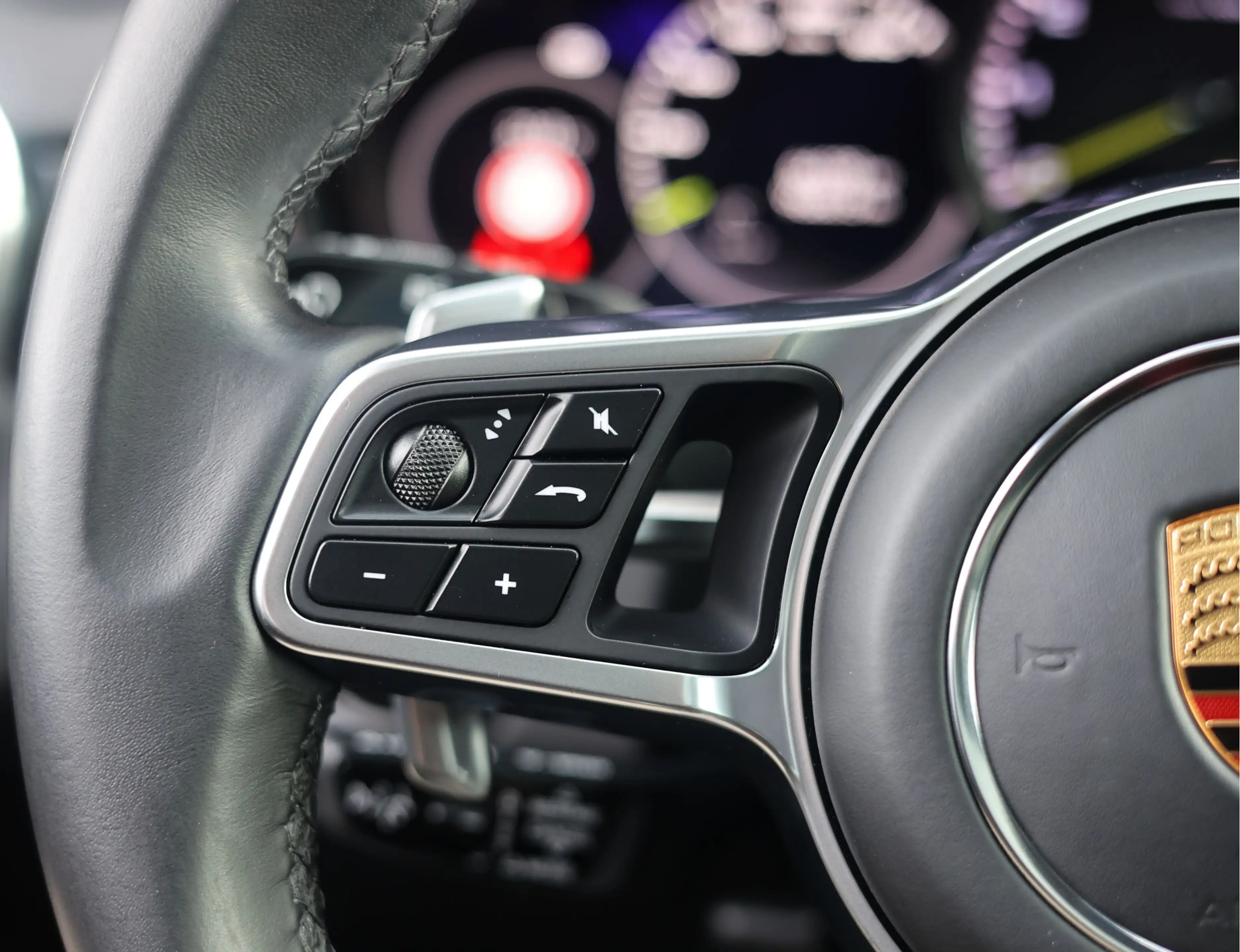 Porsche Cayenne Coupé 3.0 E-Hybrid | Pano - Sport Chrono - BOSE — photo 33