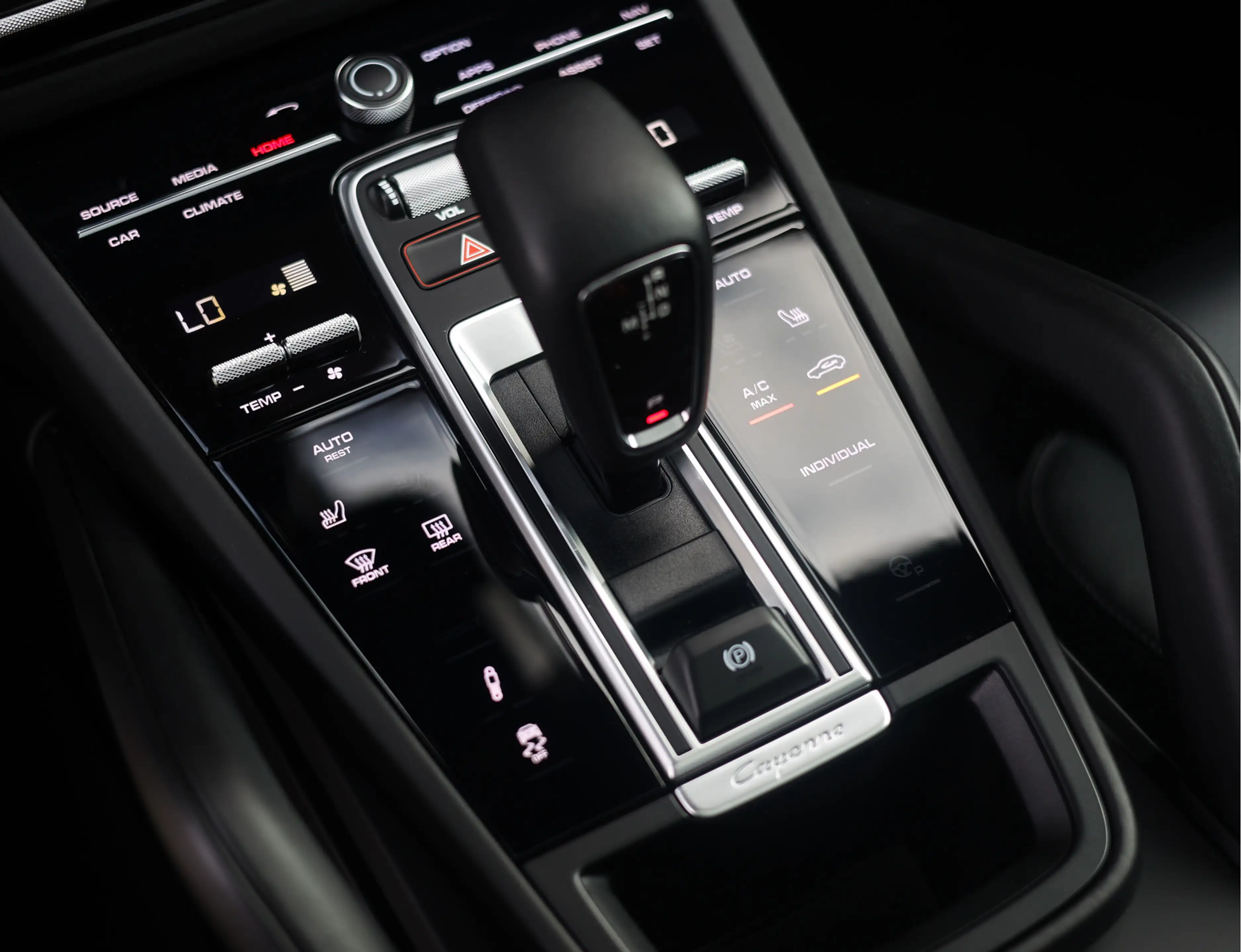 Porsche Cayenne Coupé 3.0 E-Hybrid | Pano - Sport Chrono - BOSE — photo 40