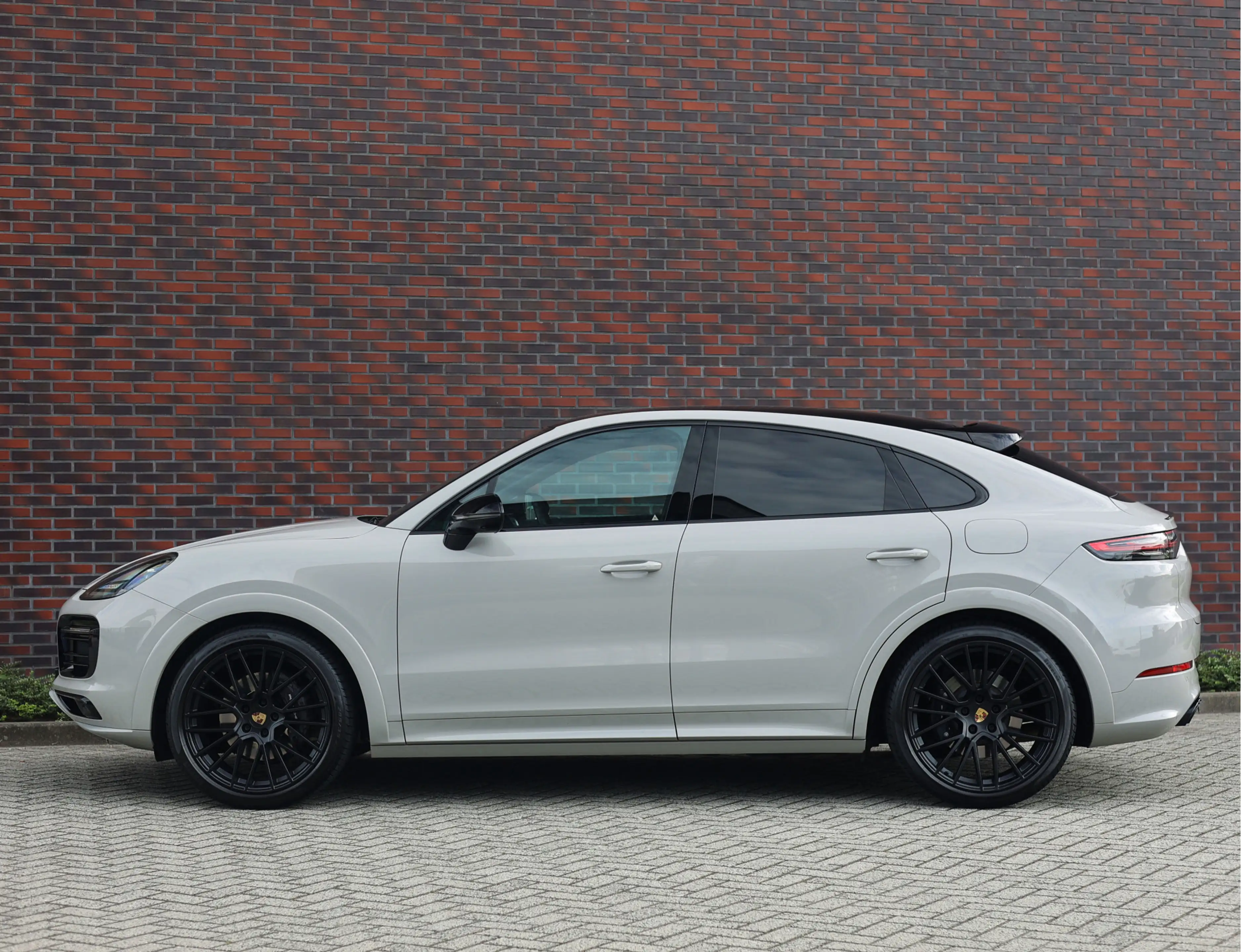 Porsche Cayenne Coupé 3.0 E-Hybrid | Pano - Sport Chrono - BOSE — photo 15