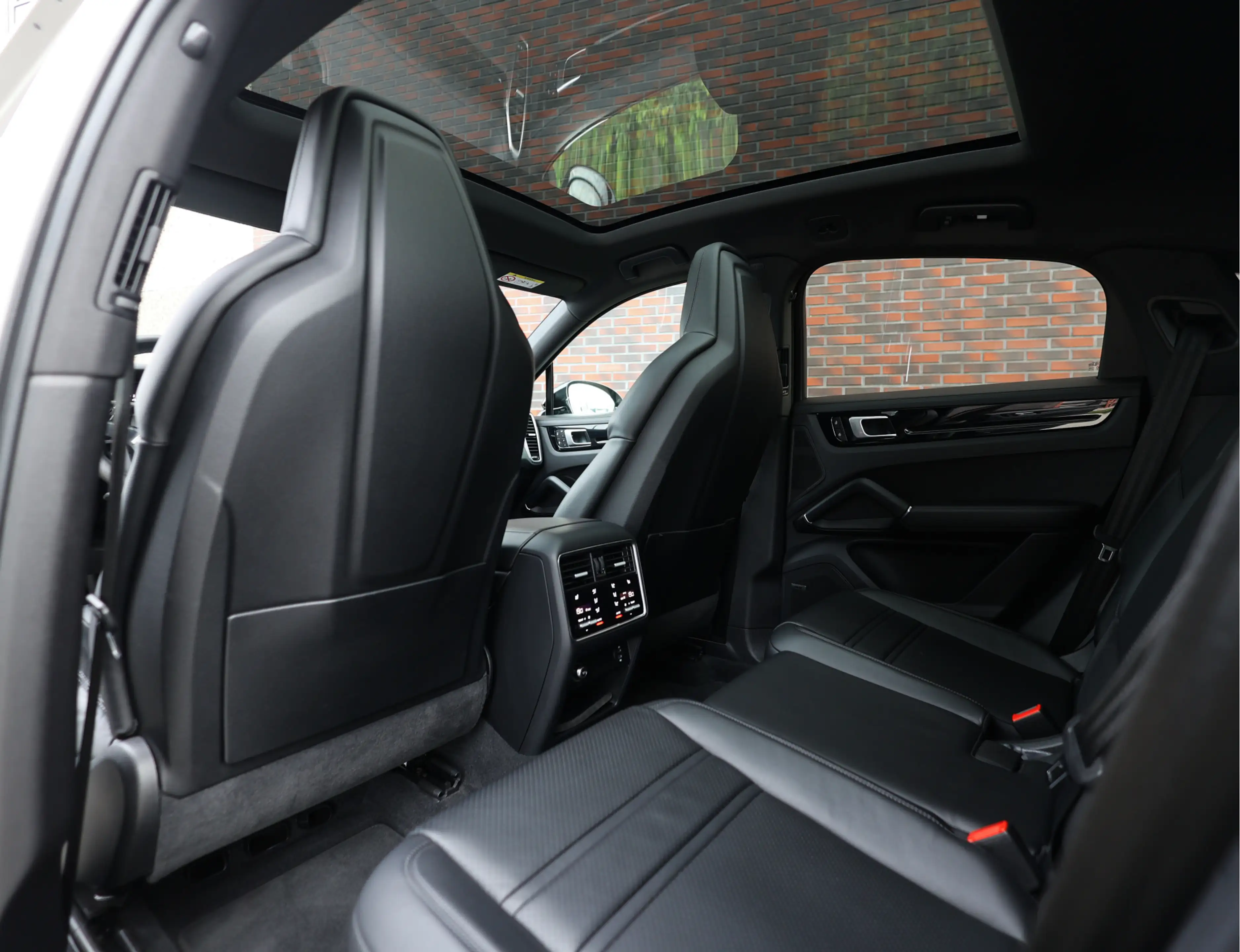 Porsche Cayenne Coupé 3.0 E-Hybrid | Pano - Sport Chrono - BOSE — photo 28