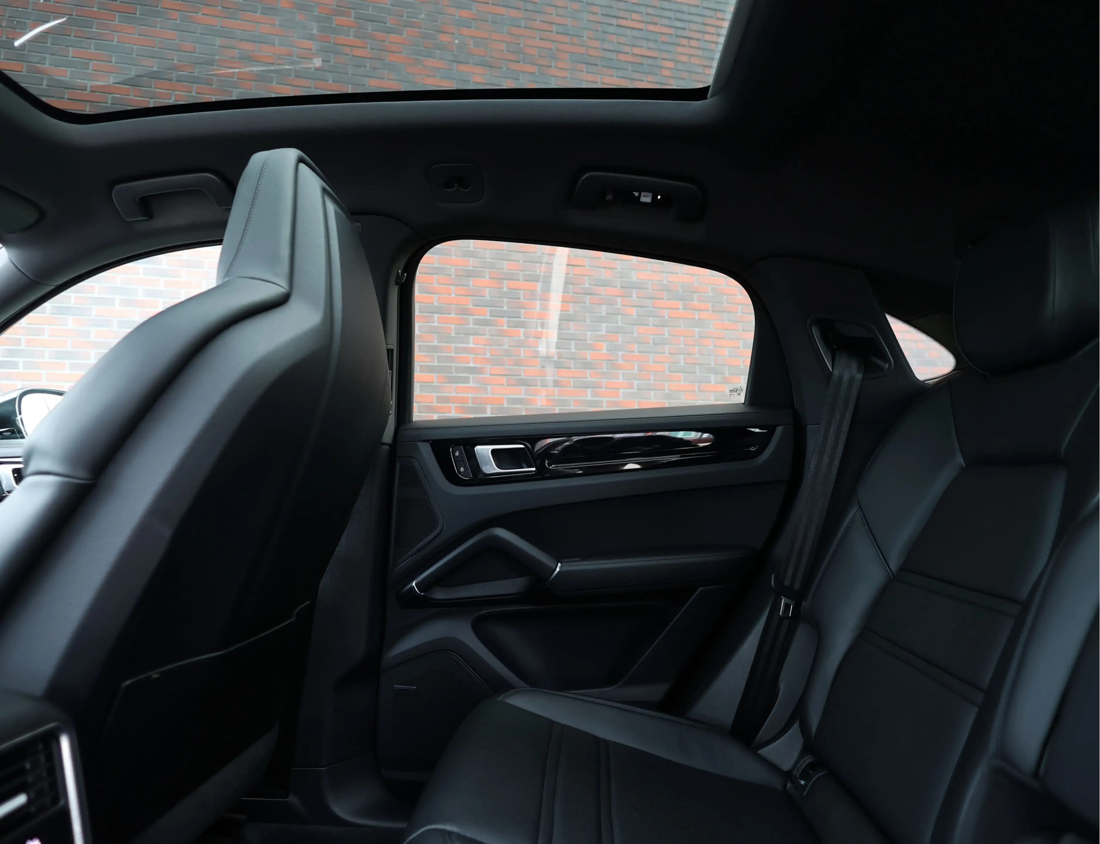 Porsche Cayenne Coupé 3.0 E-Hybrid | Pano - Sport Chrono - BOSE — photo 30