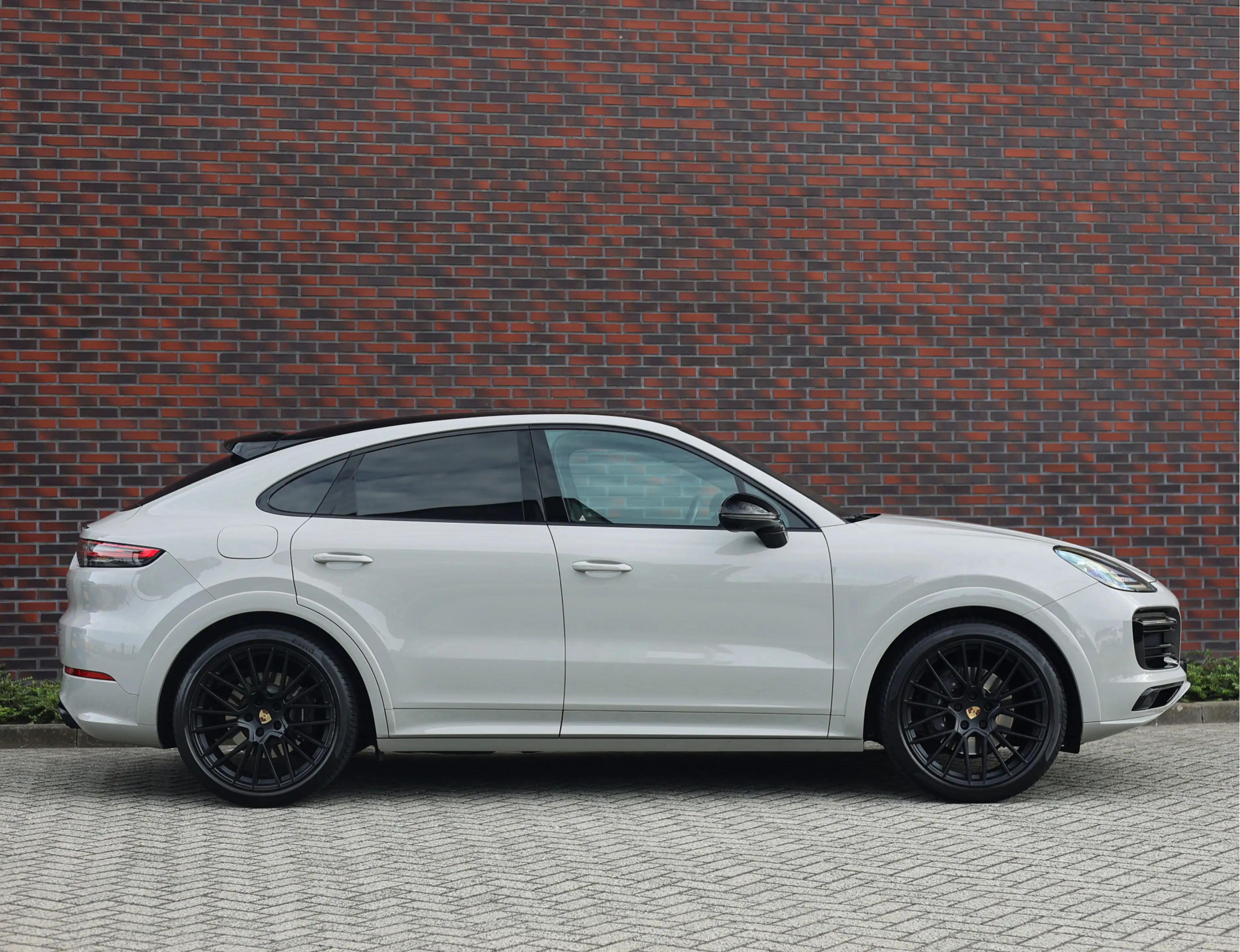 Porsche Cayenne Coupé 3.0 E-Hybrid | Pano - Sport Chrono - BOSE — photo 14