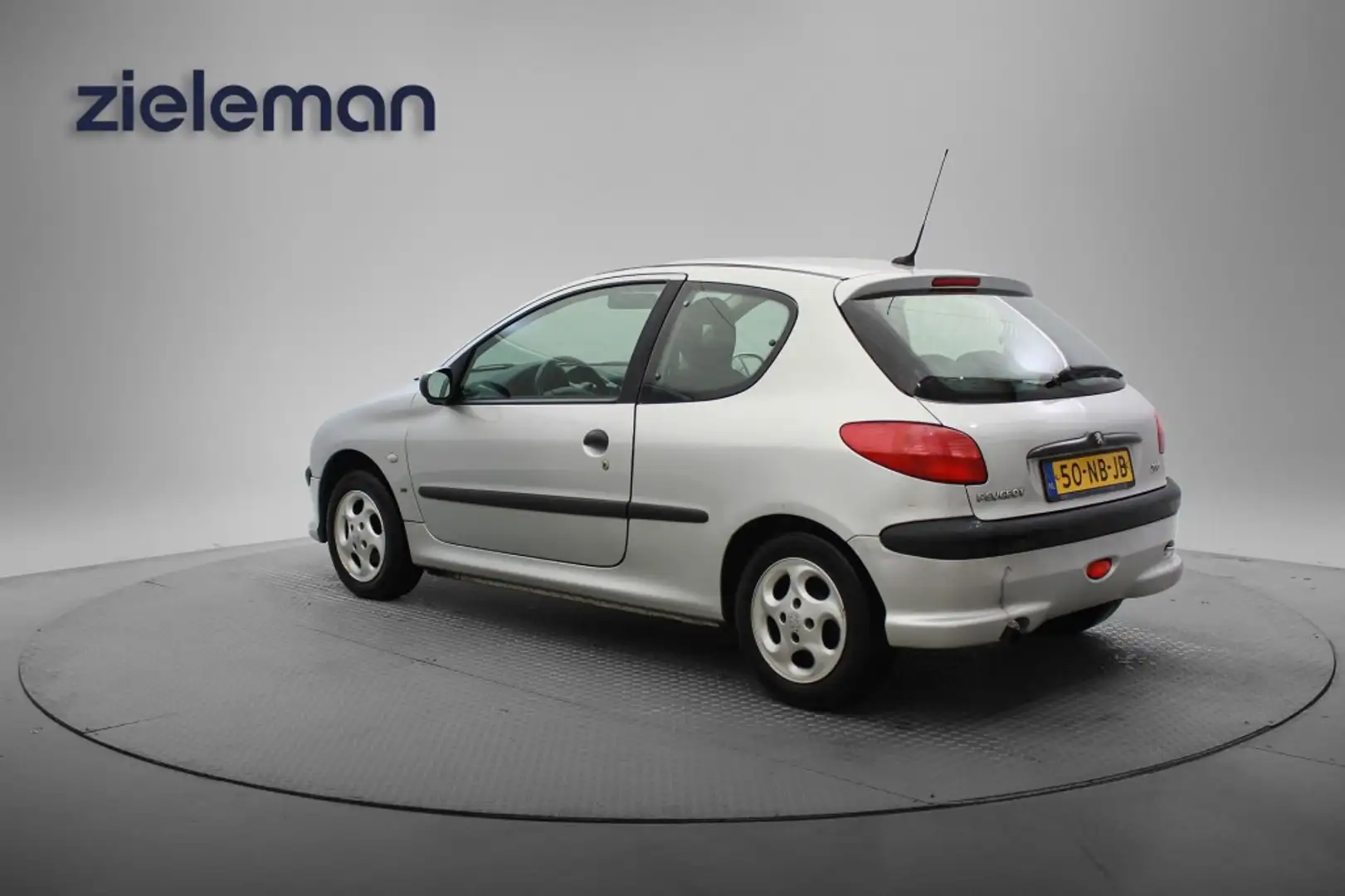 Peugeot 206 1.4 XS Gris - 2