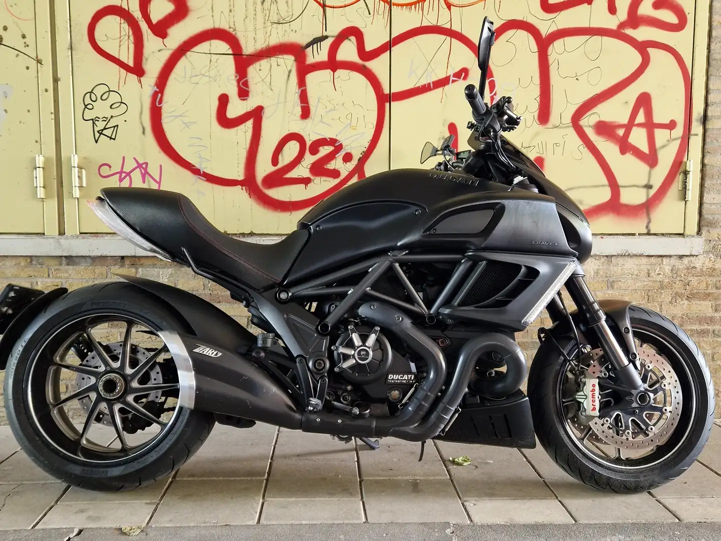 Ducati Diavel Stealth Чорний - 1