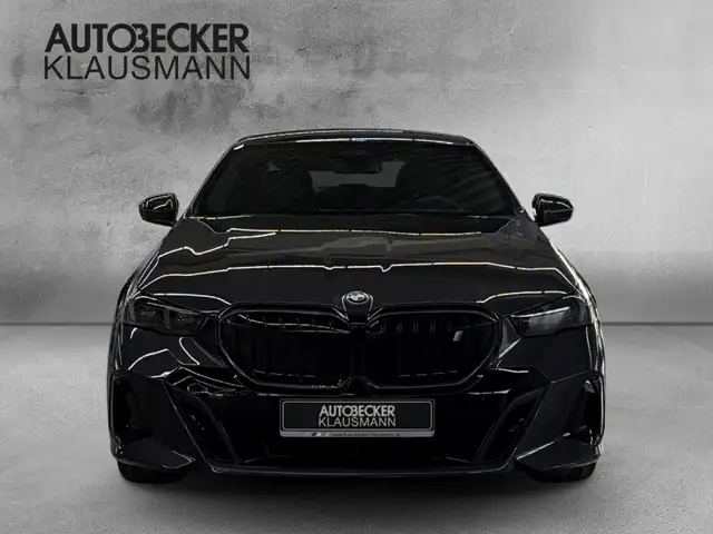 BMW I5 view 5
