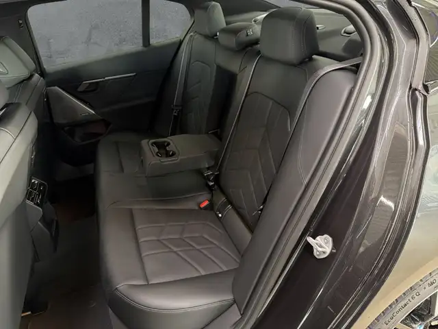 BMW I5 view 13