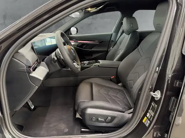 BMW I5 view 8