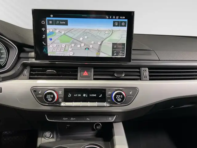 Audi A4 view 12