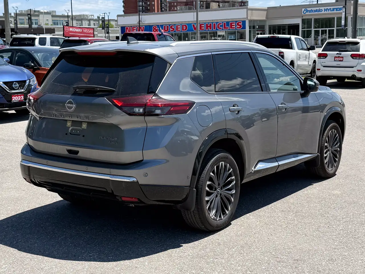 Nissan Rogue снимка Nissan Rogue